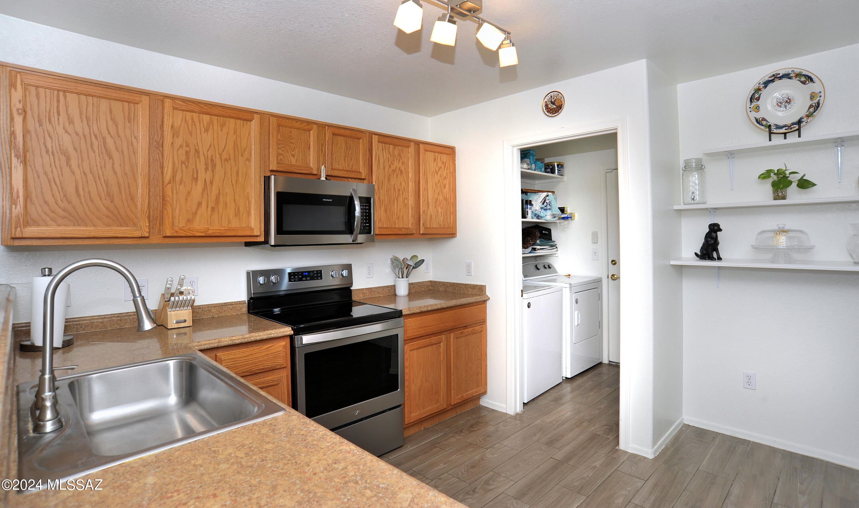 Rillito At La Cholla (1-133) - Residential