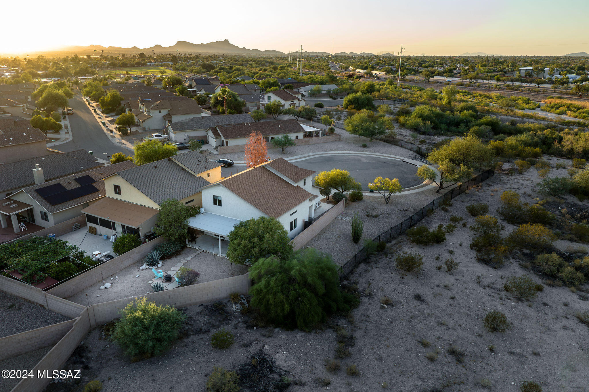 Rillito At La Cholla (1-133) - Residential