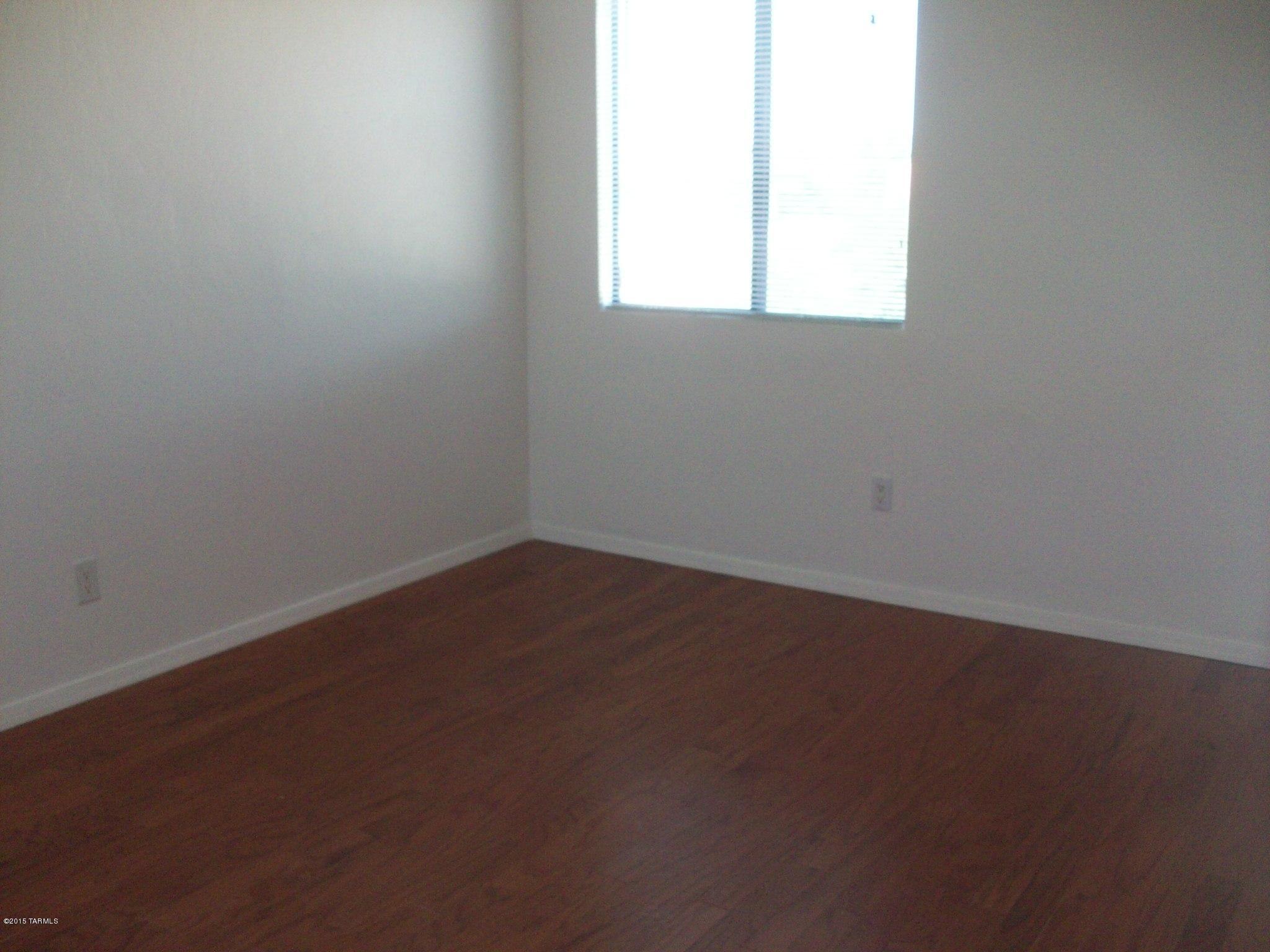 Sierra Madre Condos - Residential