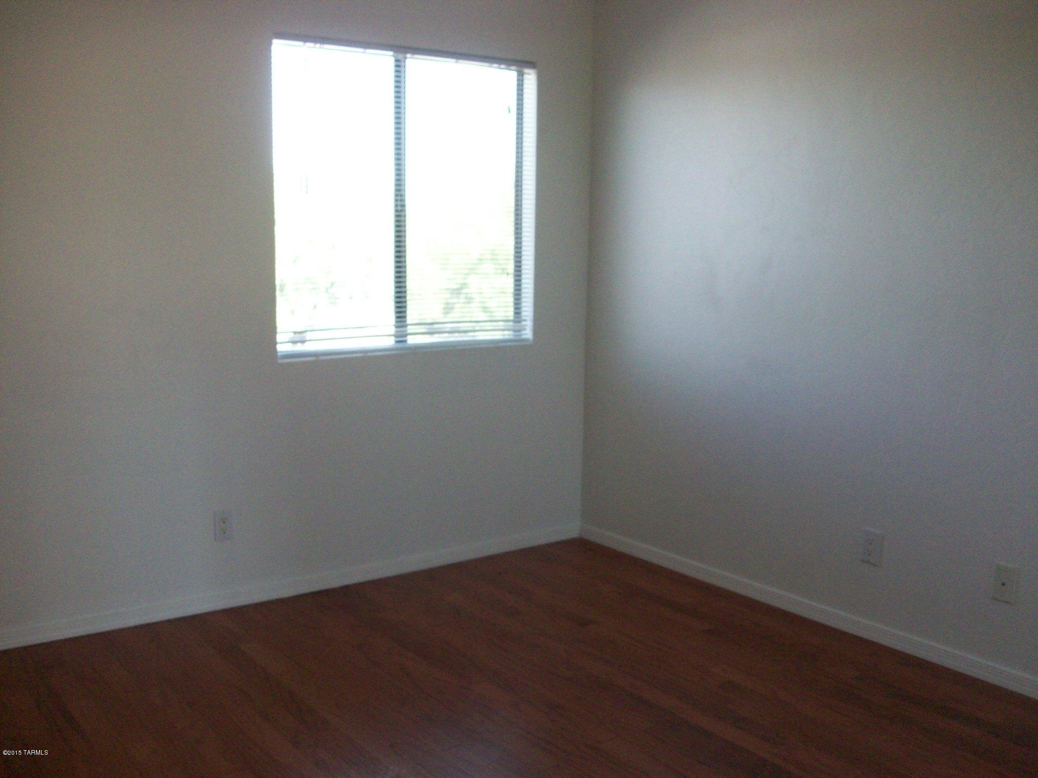 Sierra Madre Condos - Residential