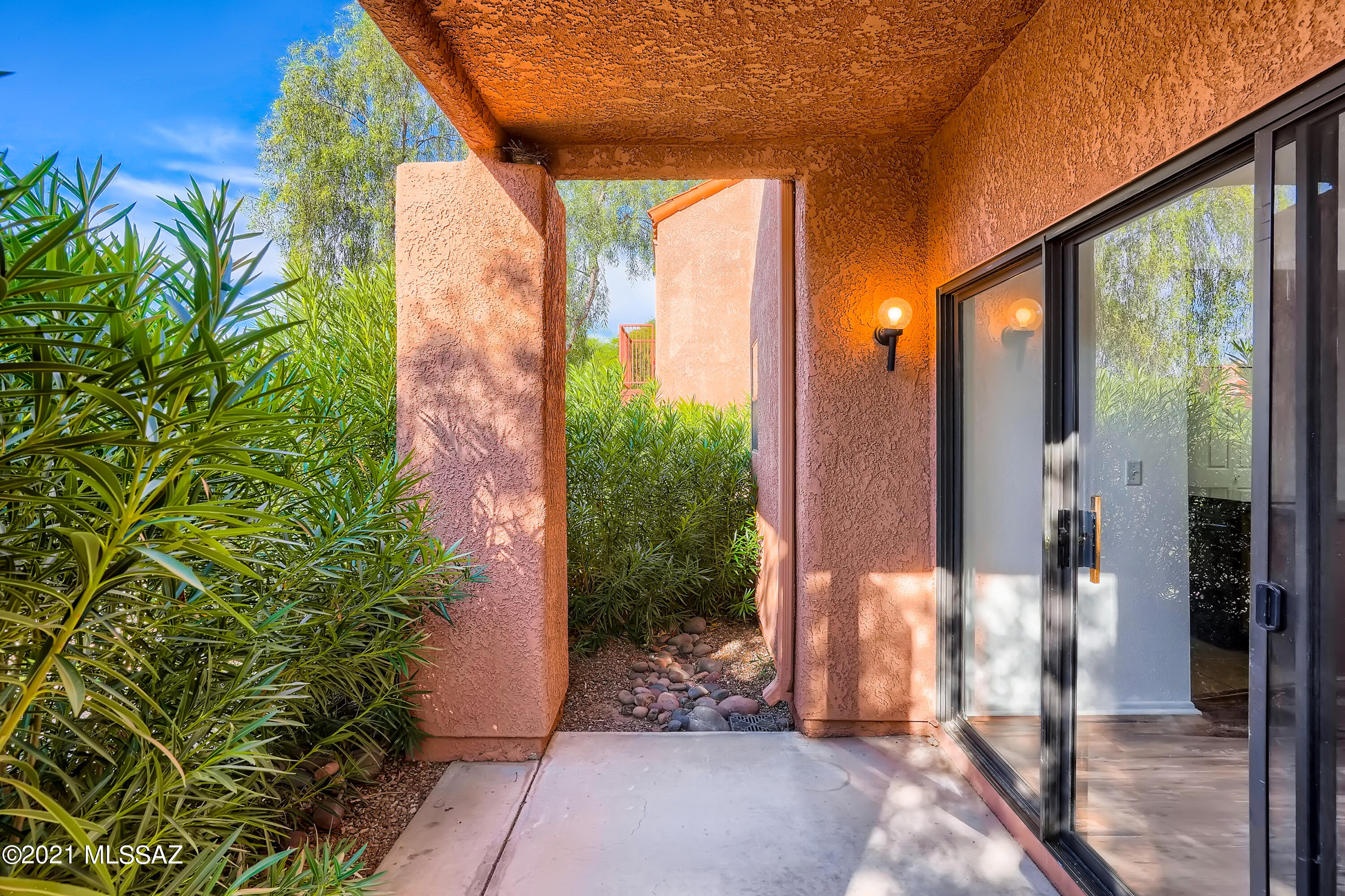 Ventana Vista Condominiums - Residential