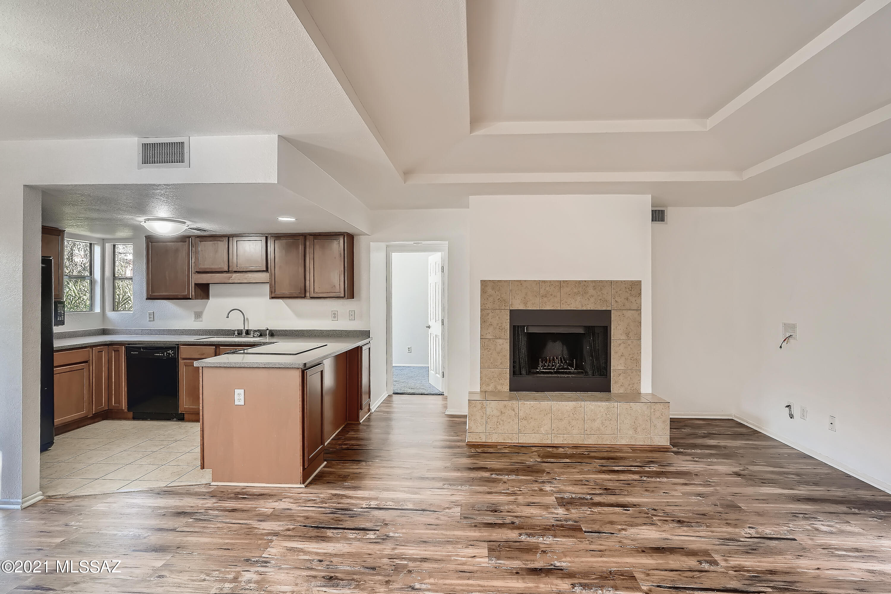 Ventana Vista Condominiums - Residential