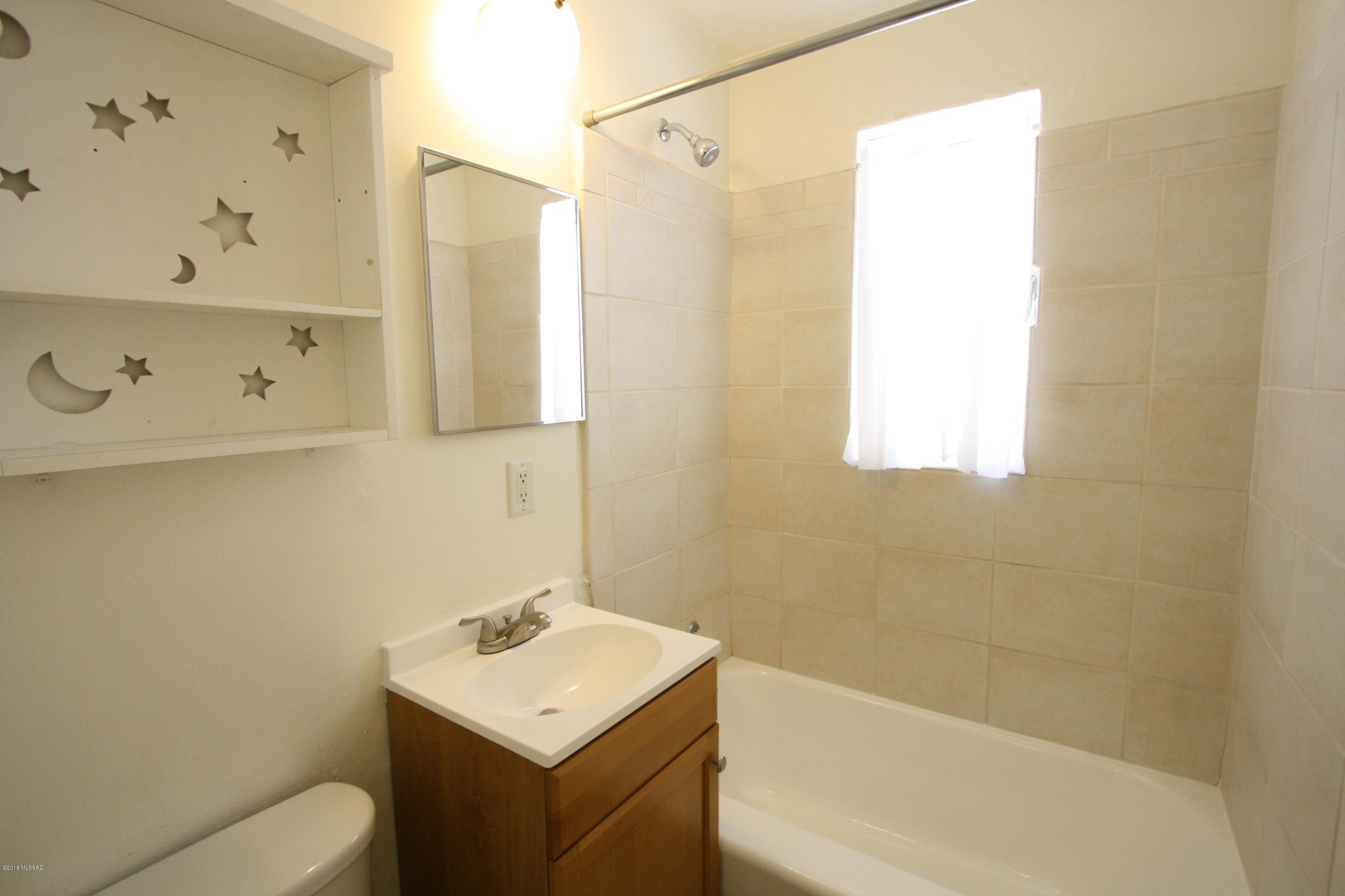 Unsubdivided - Residential Lease