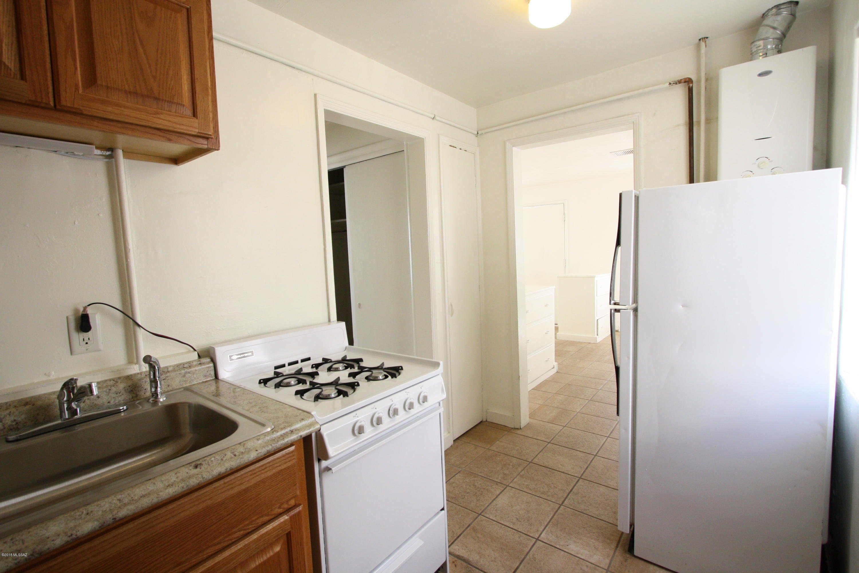 Unsubdivided - Residential Lease