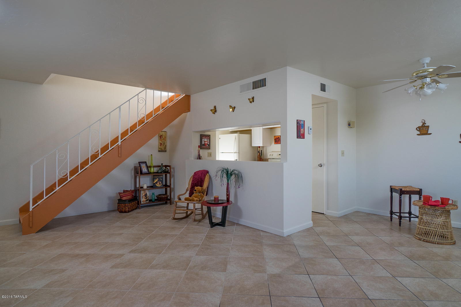 New kitchen cabinets, new countertops, fresh paint, double pane windows and all ceramic tile living areas! This cozy 2 bedroom, 1 bath home is conveniently located to grocery, general shopping, public transportation and so much more. HOA fees cover 2 community pools, Water/Sewer/Trash, hot water, exterior building maintenance, roof, common area insurance, exterior pest control, termite, landscaping and common area maintenance, laundry area maintenance. Each building has it's own laundry room.