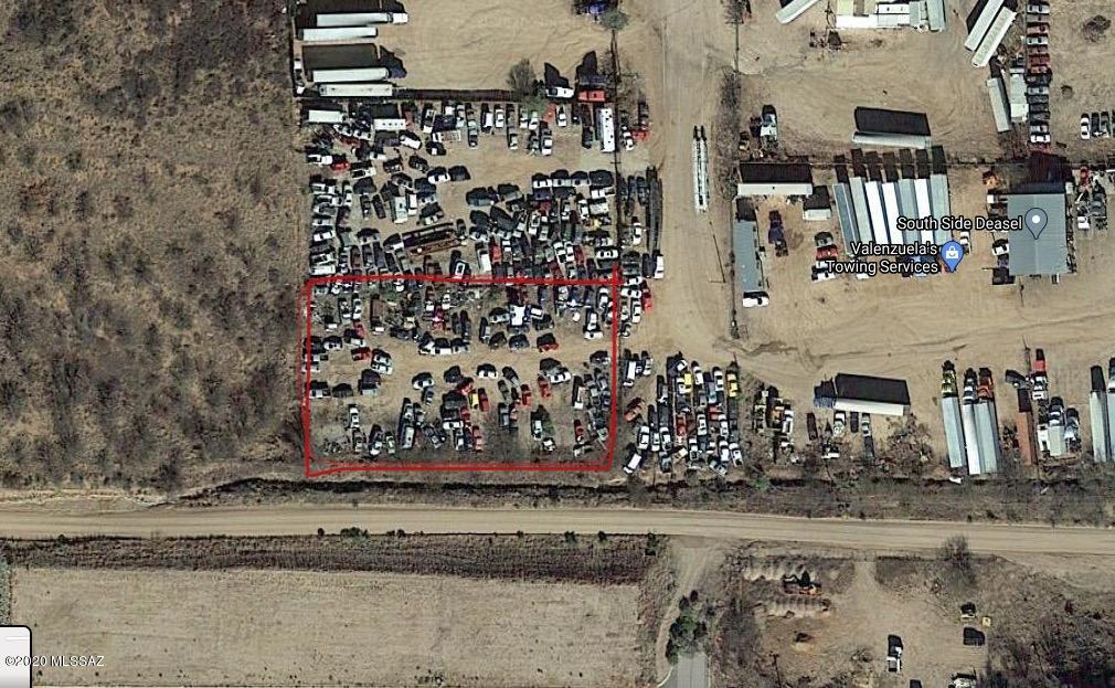 Vacant commercial land in Nogales.