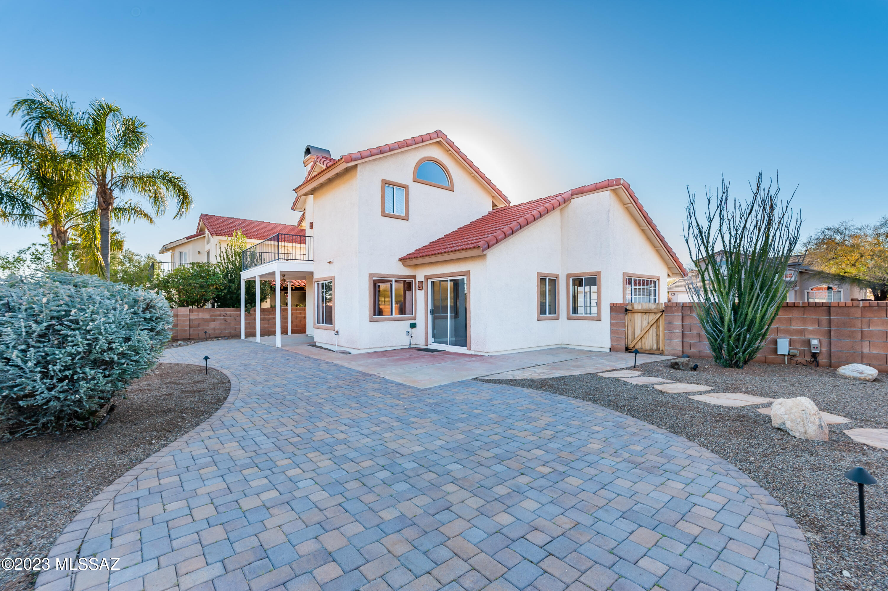 Villages Of La Canada (The) - Residential