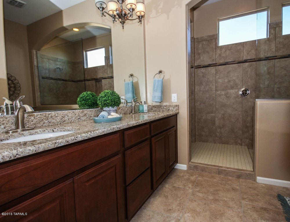 Golden Barrel Place At Dove Mountain SQ20141710079 - Residential