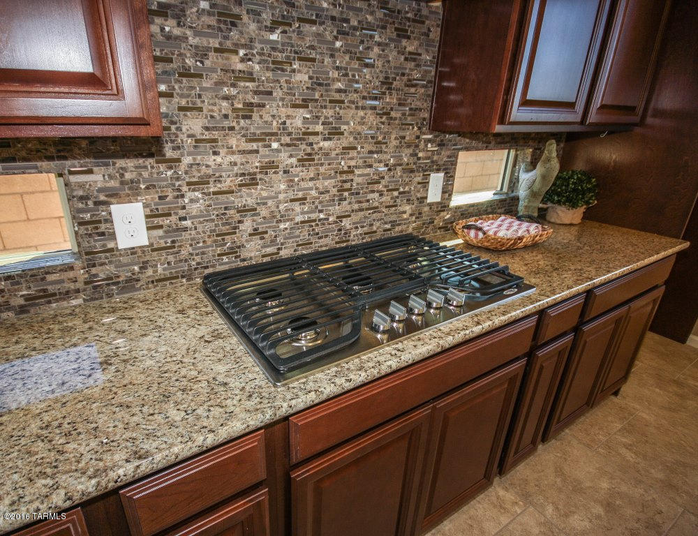Golden Barrel Place At Dove Mountain SQ20141710079 - Residential