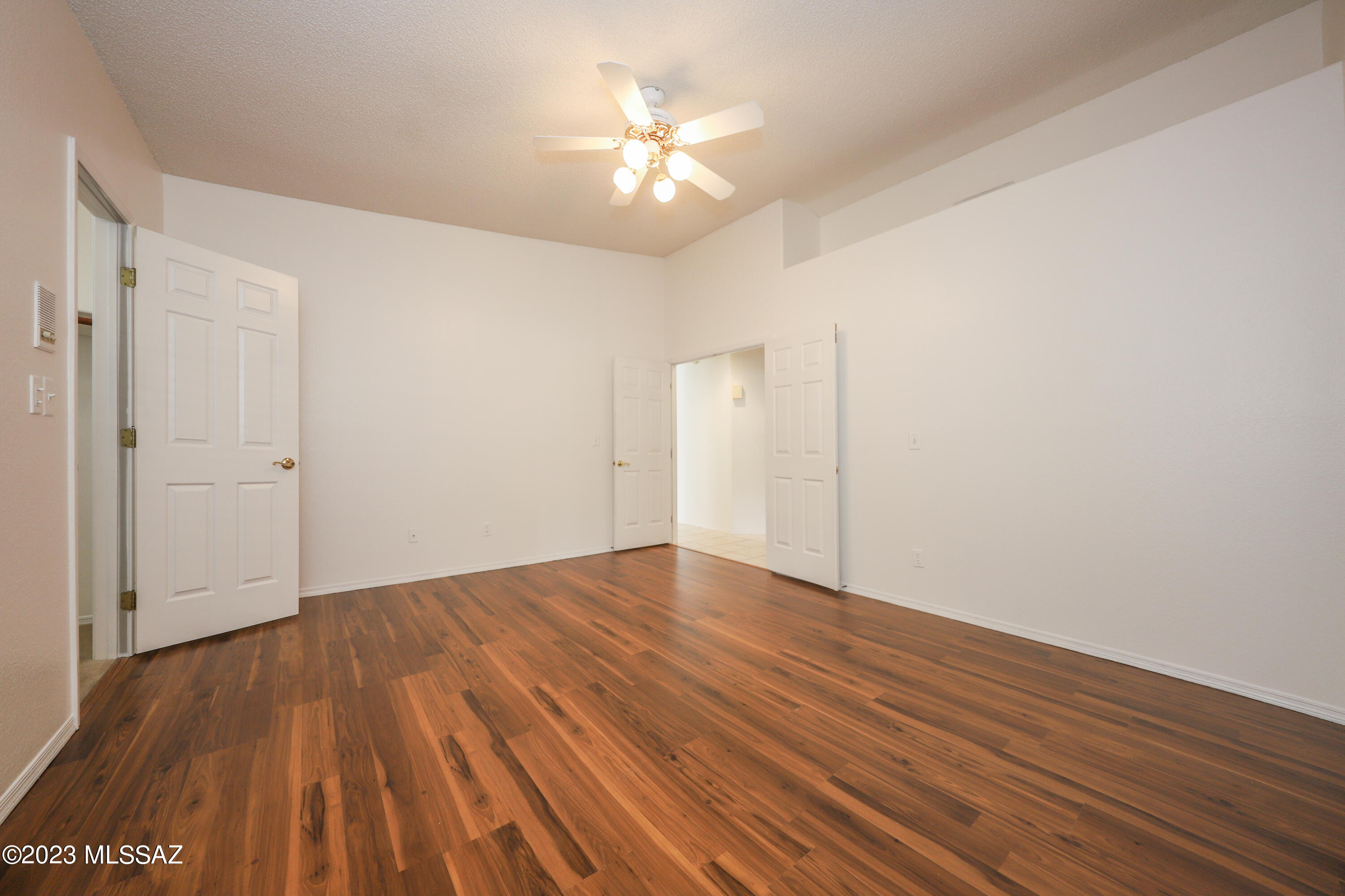 Linda Vista Estates(1-563) - Residential Lease