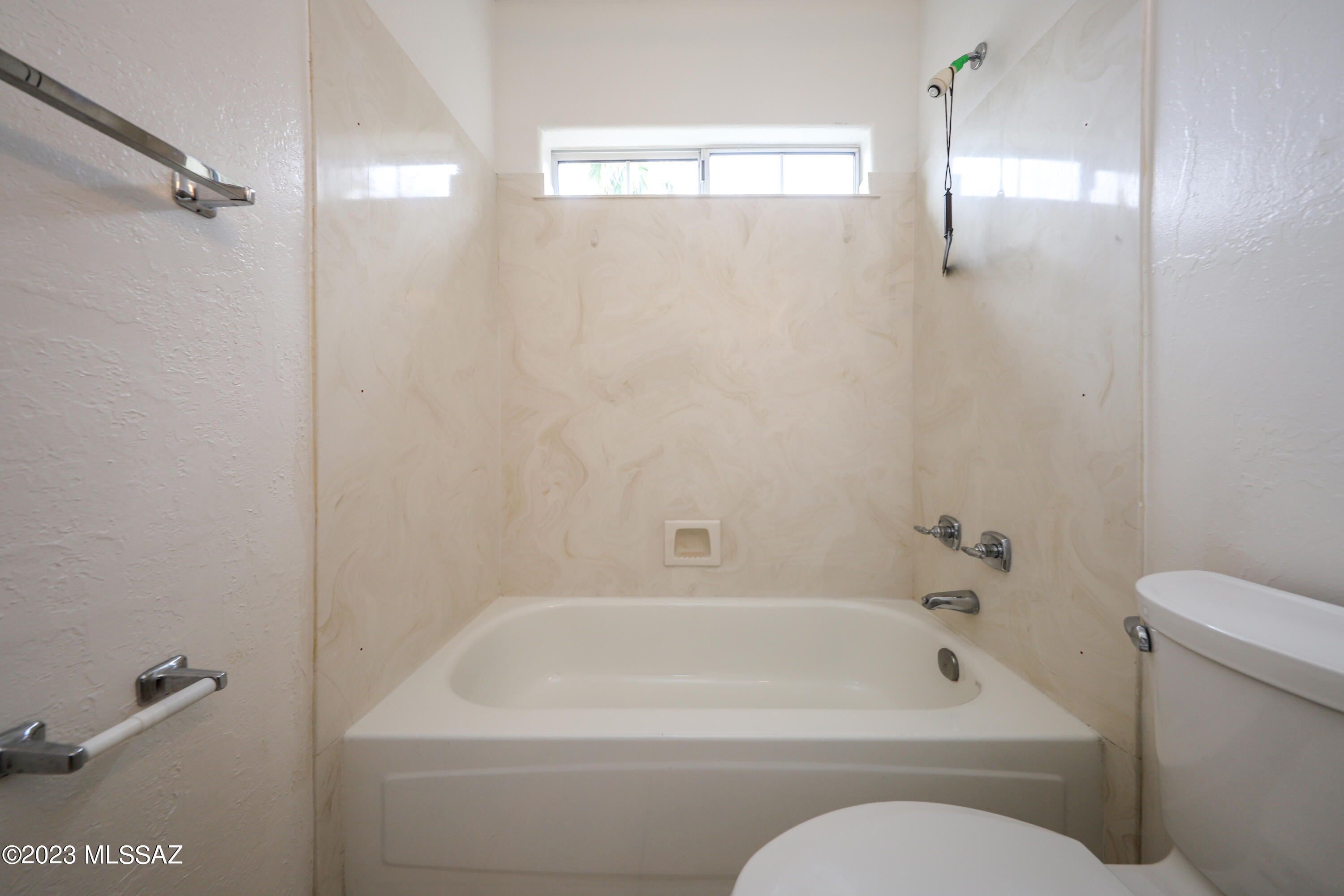 Linda Vista Estates(1-563) - Residential Lease