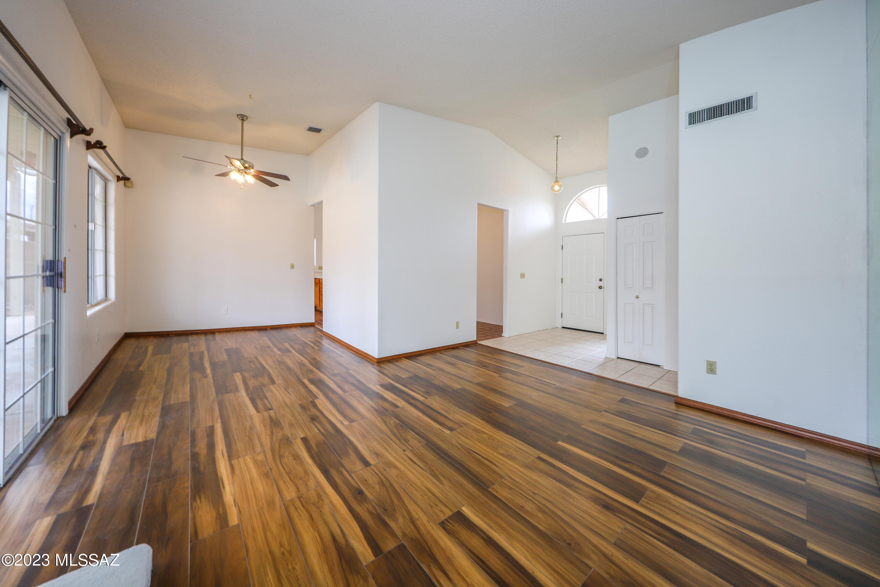 Linda Vista Estates(1-563) - Residential Lease