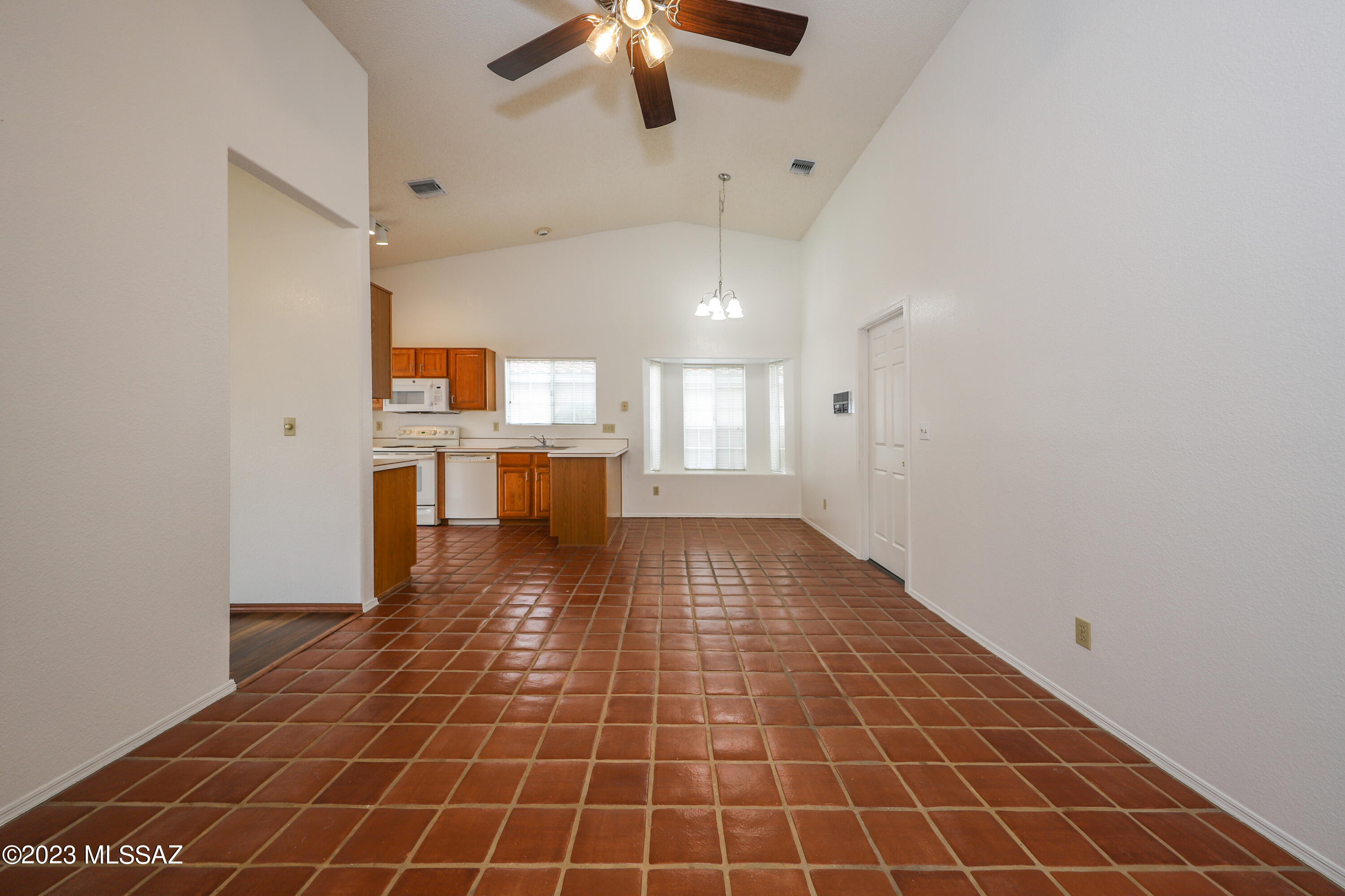 Linda Vista Estates(1-563) - Residential Lease