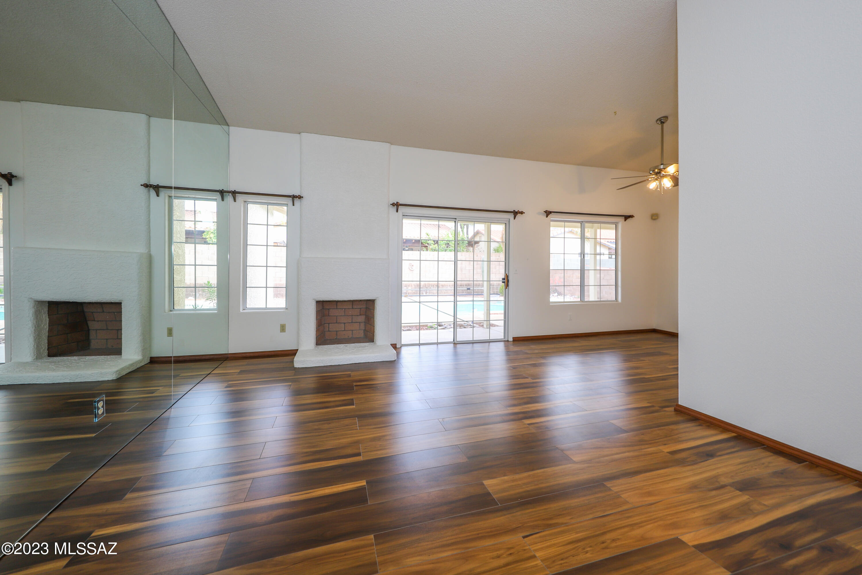 Linda Vista Estates(1-563) - Residential Lease