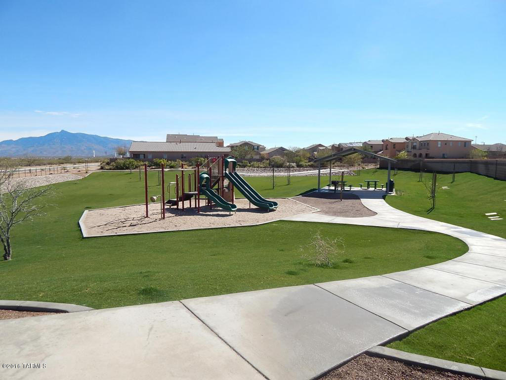 Vista Del Lago - Residential