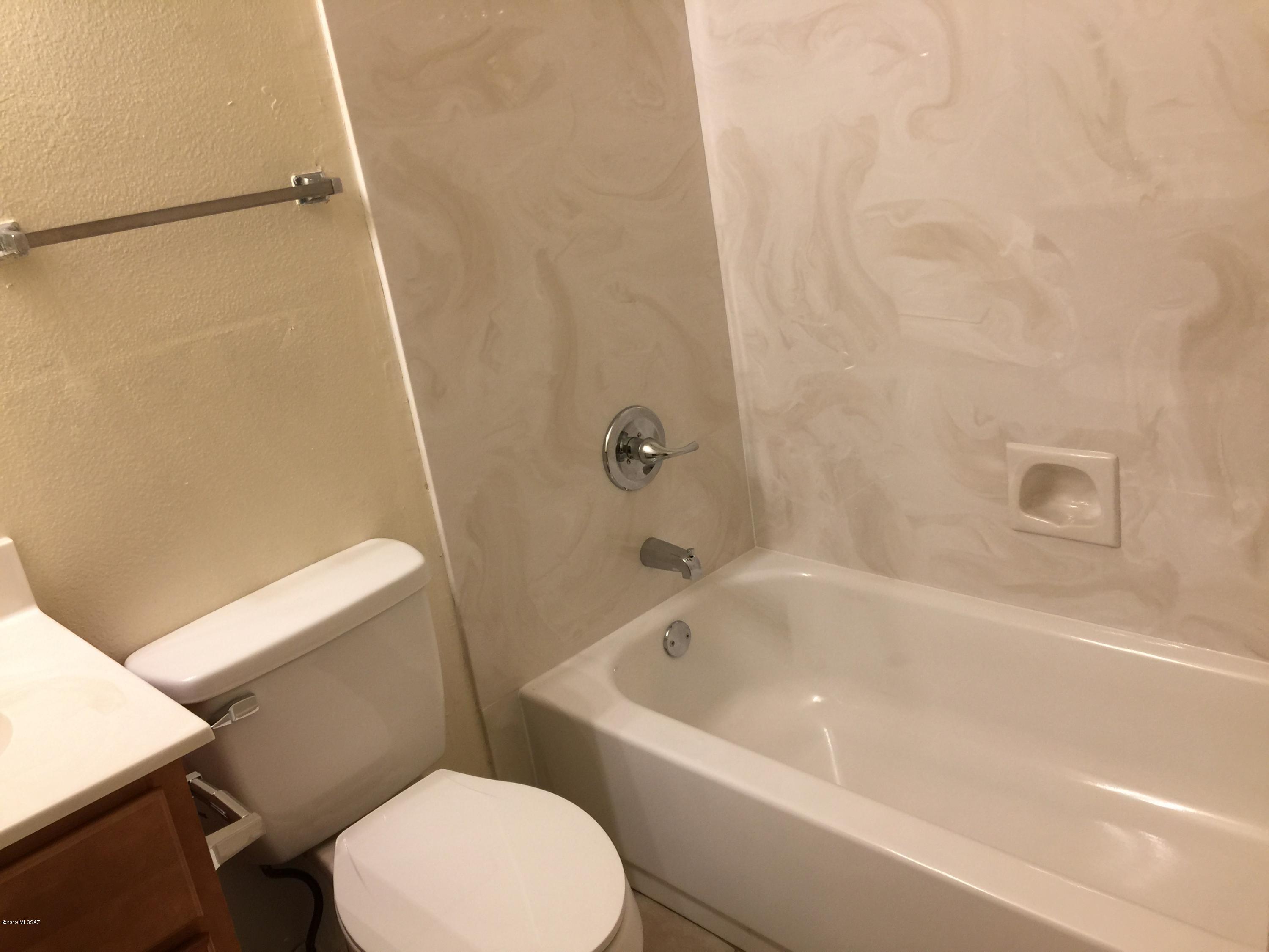 Monte Catalina Estates (1-10) - Residential Lease