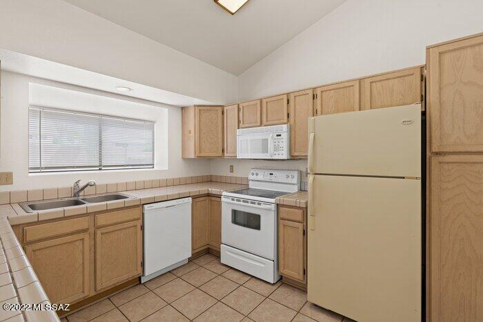 Linda Vista Estates(1-563) - Residential Lease