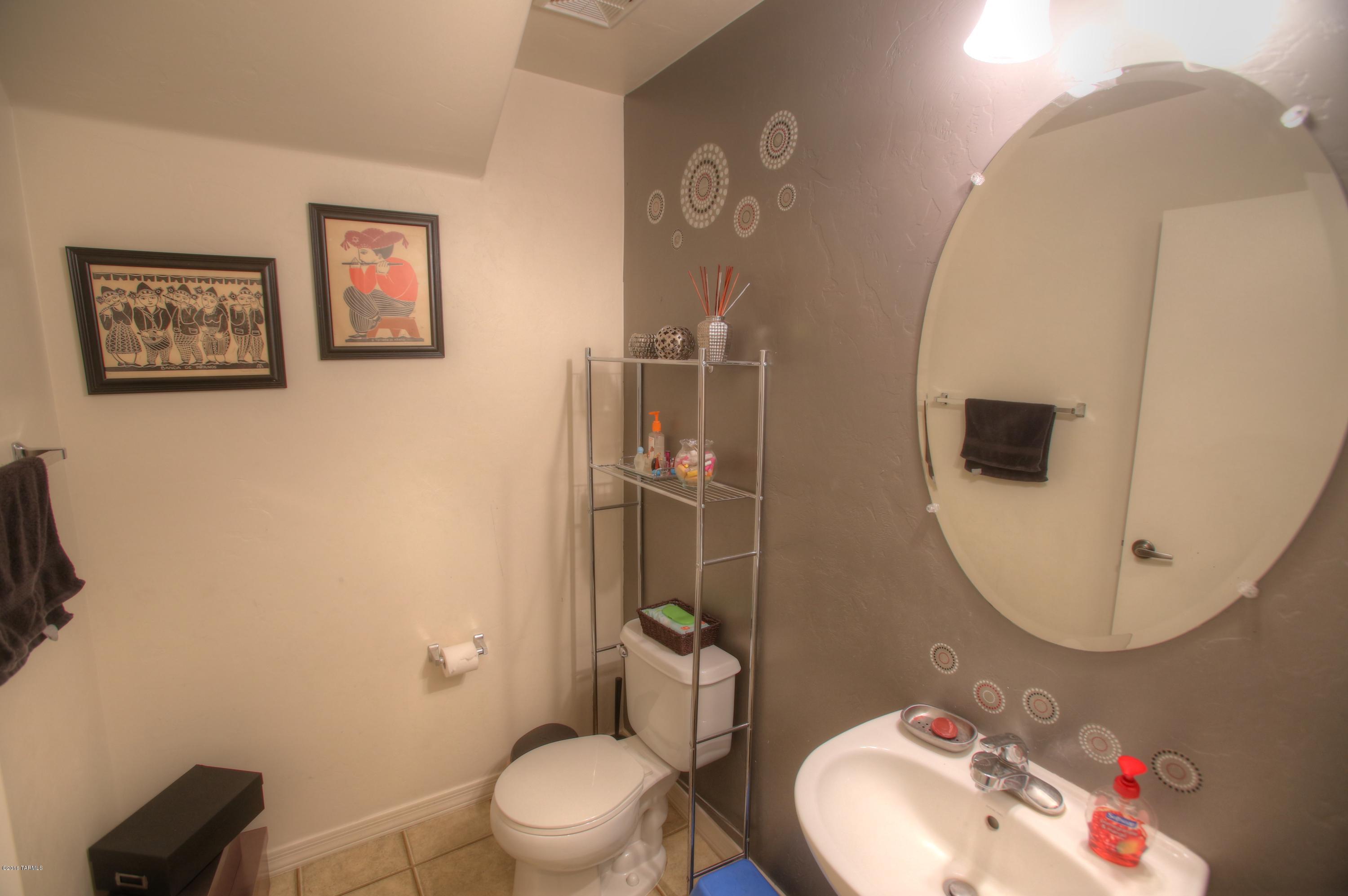 Presidio Del Cielo (1-425) - Residential Lease