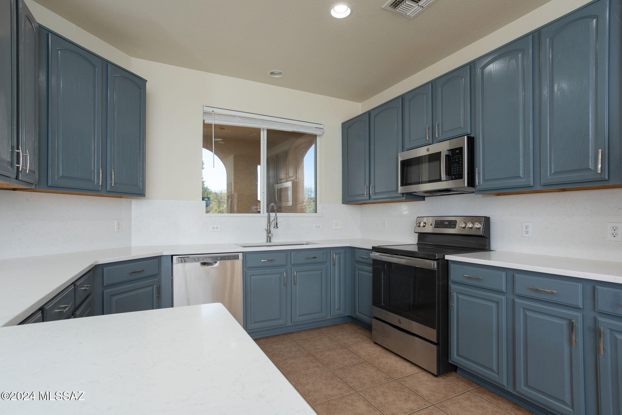 Mariposa Trail - Residential