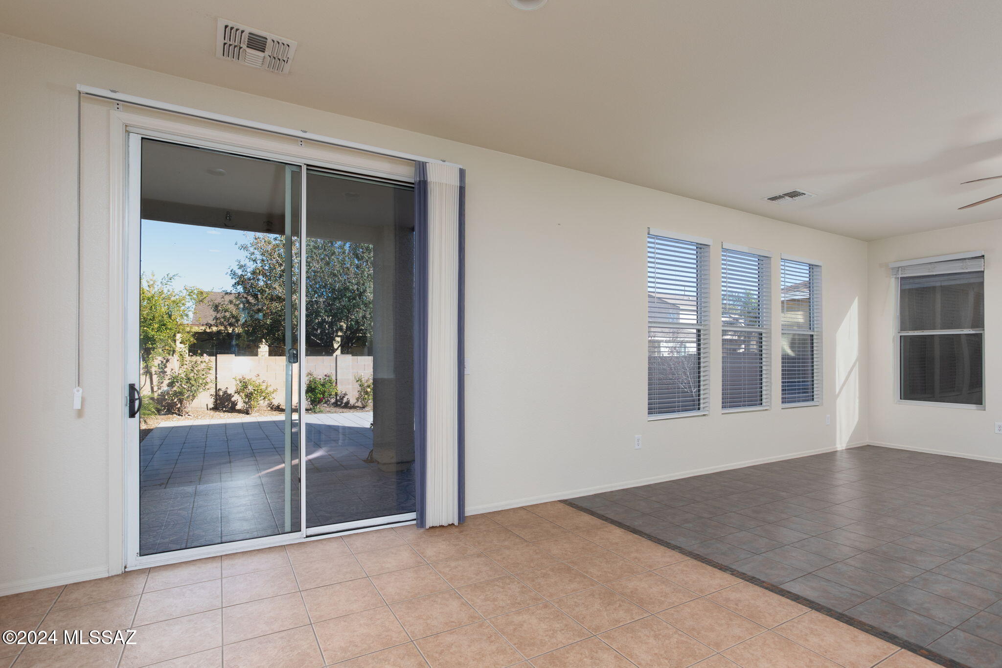 Mariposa Trail - Residential