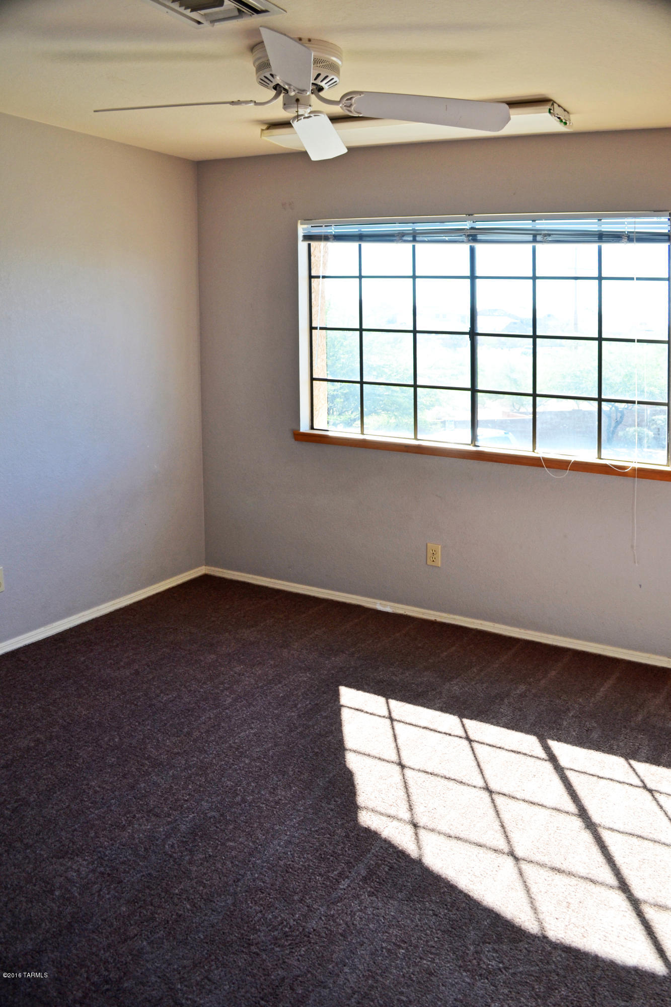 Country Club(1-221) - Residential
