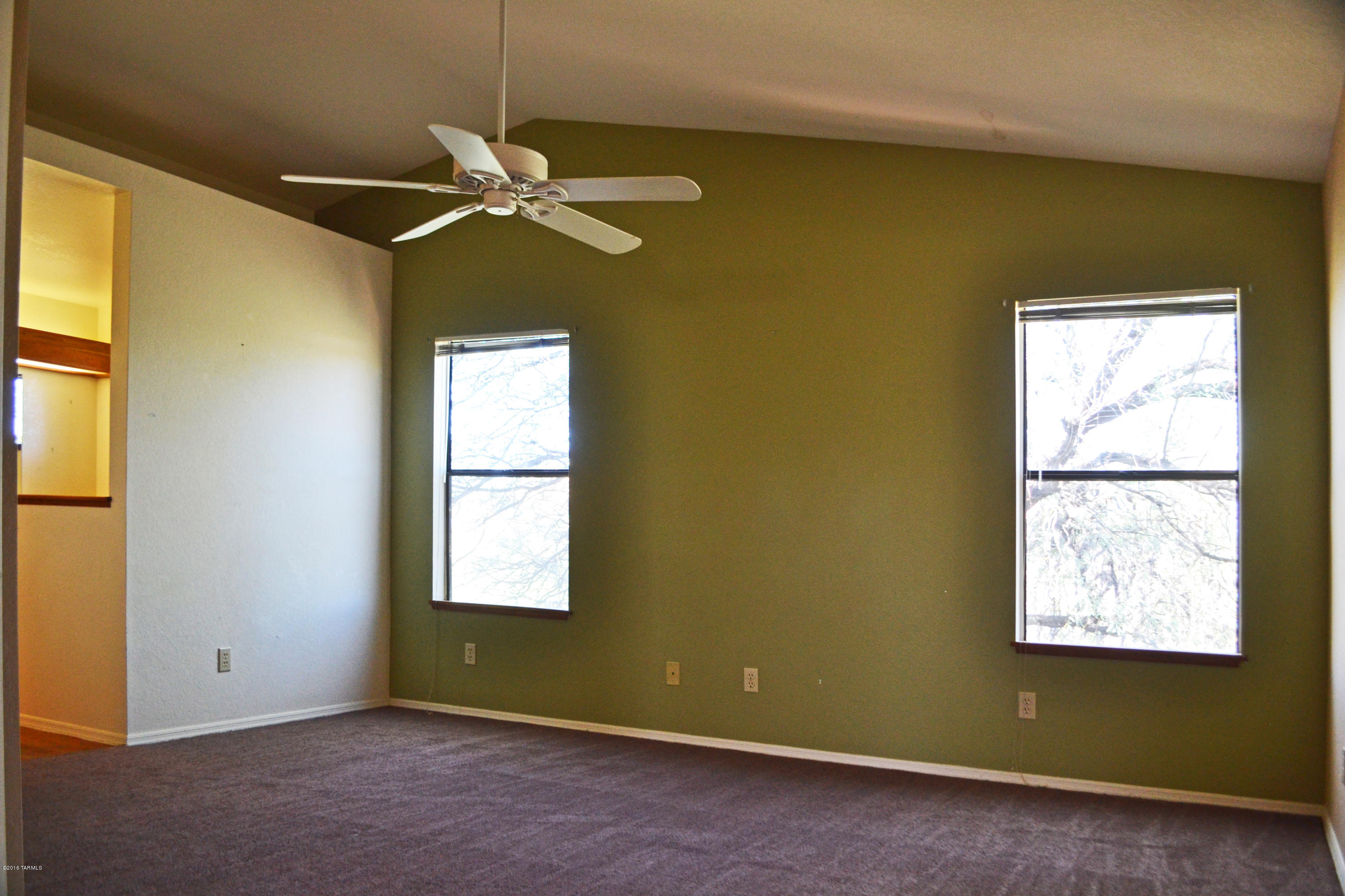 Country Club(1-221) - Residential