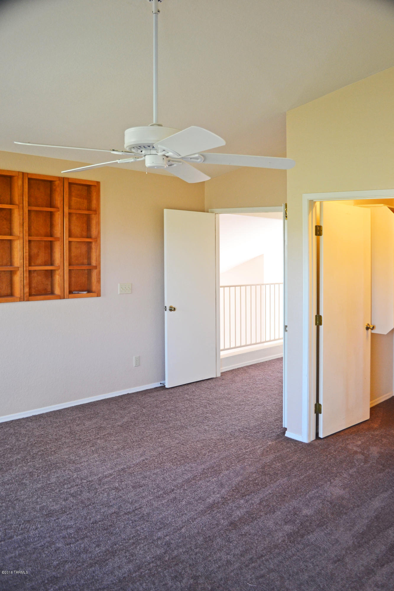 Country Club(1-221) - Residential