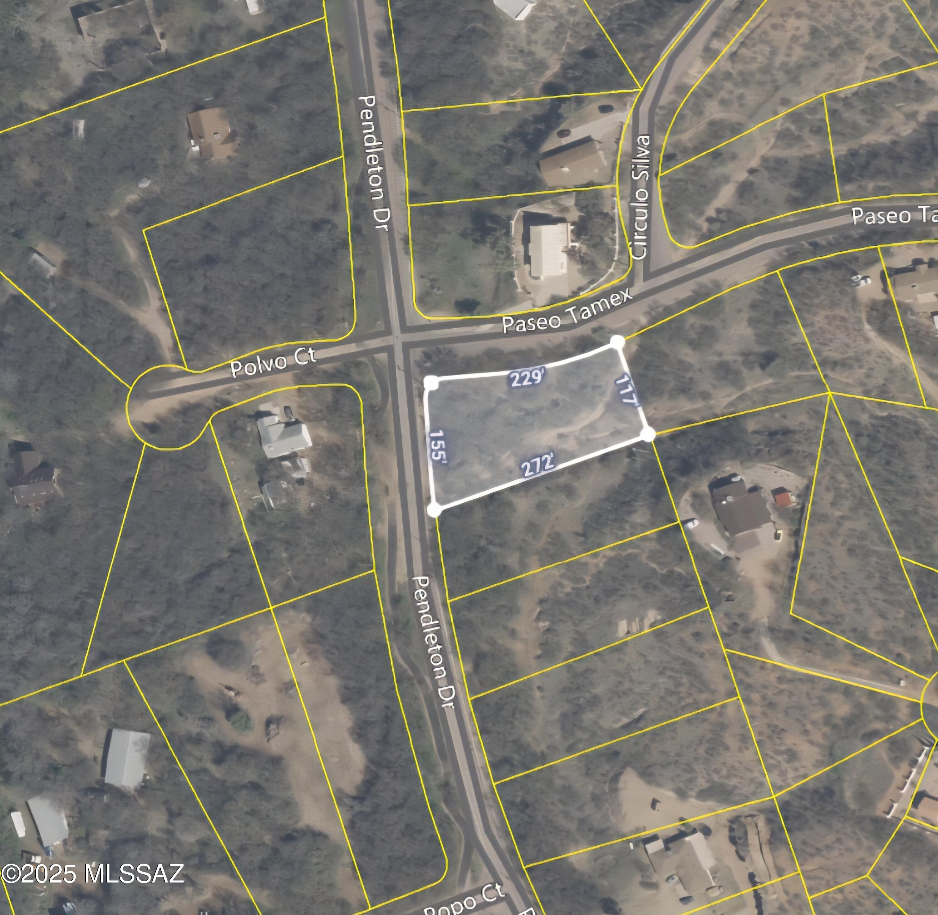 Corner lot in excellent location just minutes from the freeway in well established Rio Rico Ranchettes subdivision. This lot enjoys a level surface which will benefits the construction pad. Electric and water available at the street.