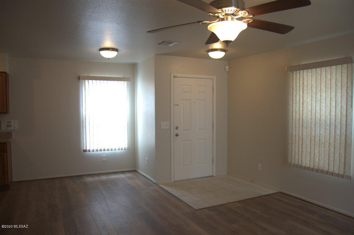 Tierra Vista Phase I (99-285,299-309,372-383) - Residential