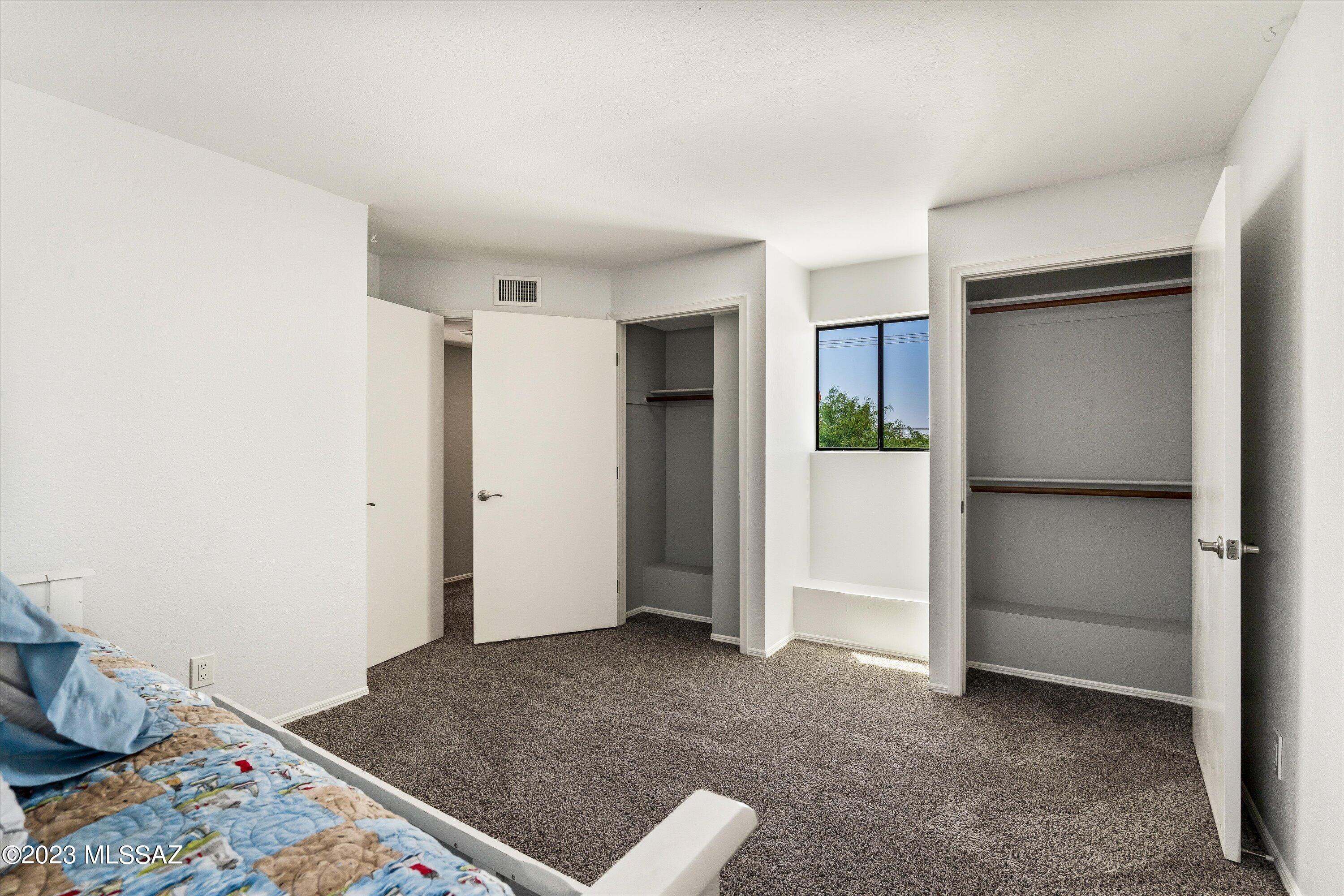 Plaza Mirador (1-28) - Residential