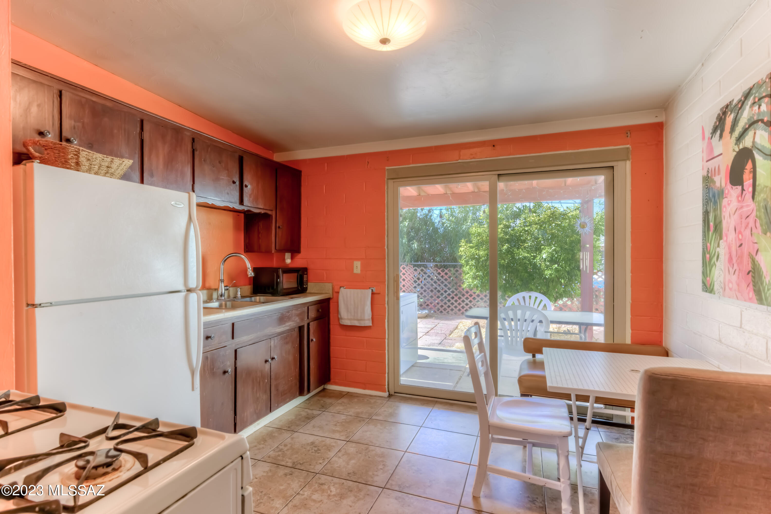 Catalina Farms - Residential Income