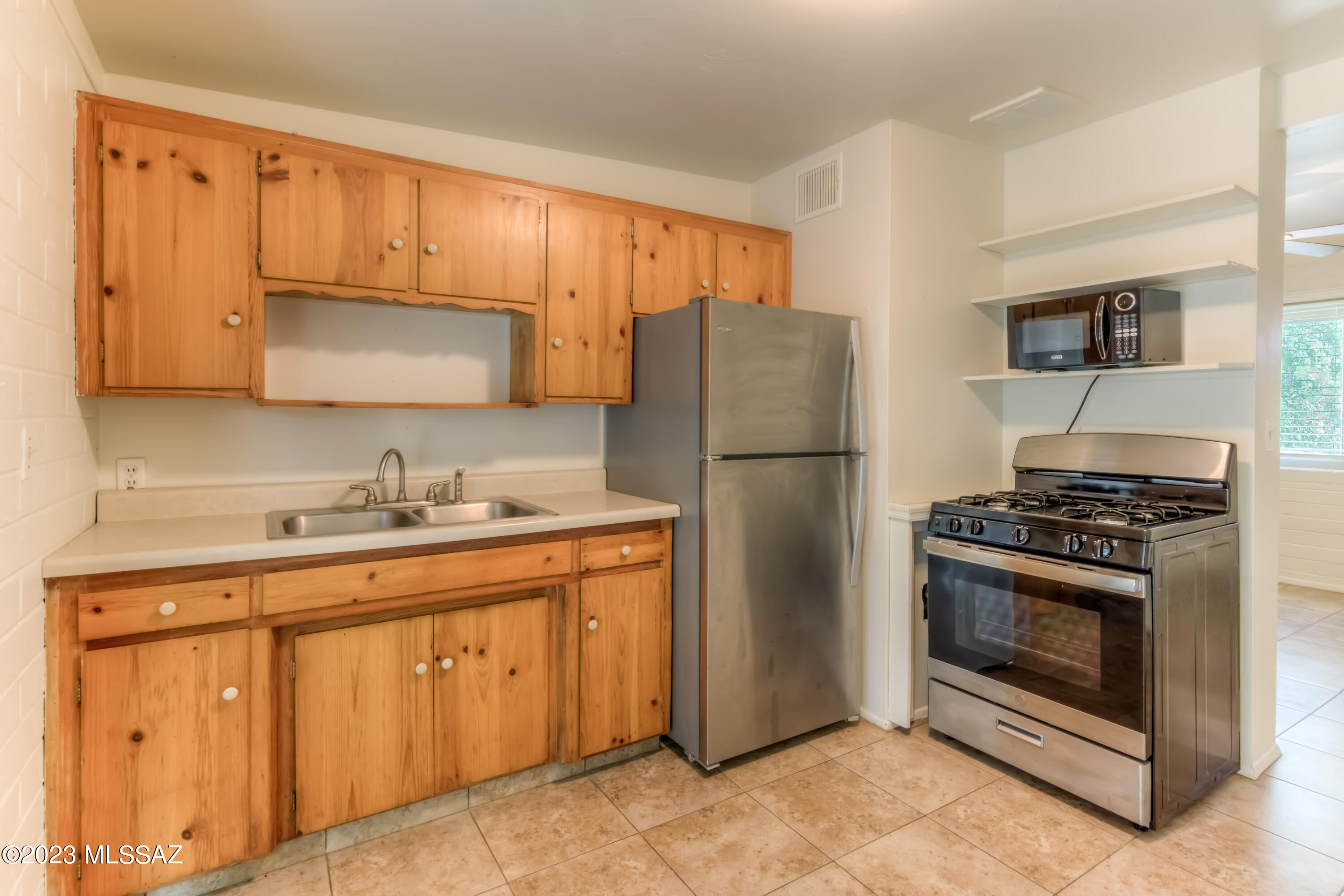 Catalina Farms - Residential Income