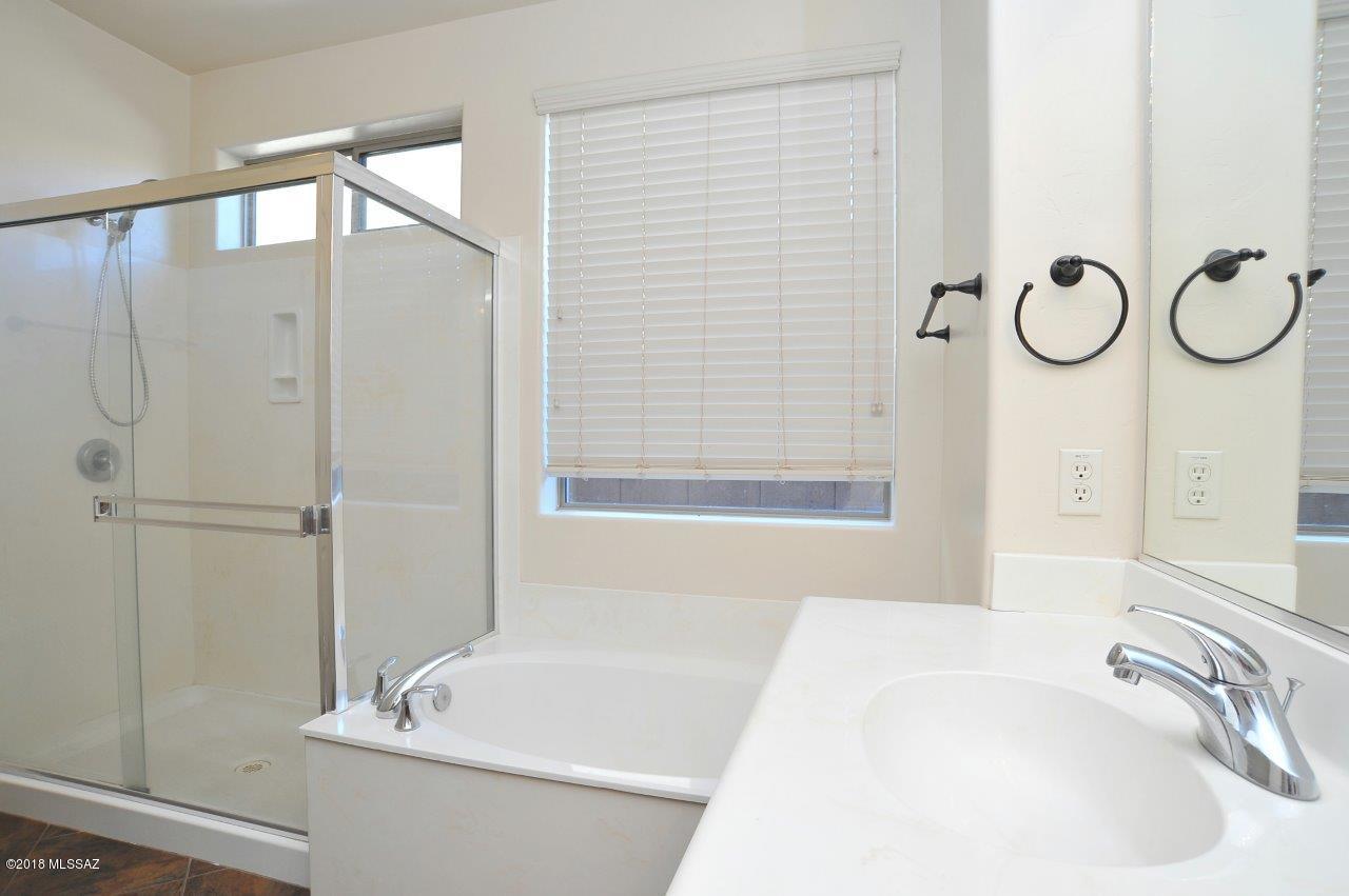 Rancho Del Lago (B37-38) - Residential