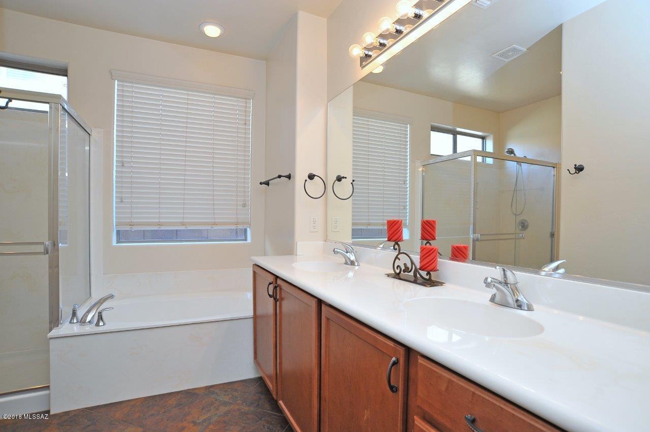 Rancho Del Lago (B37-38) - Residential
