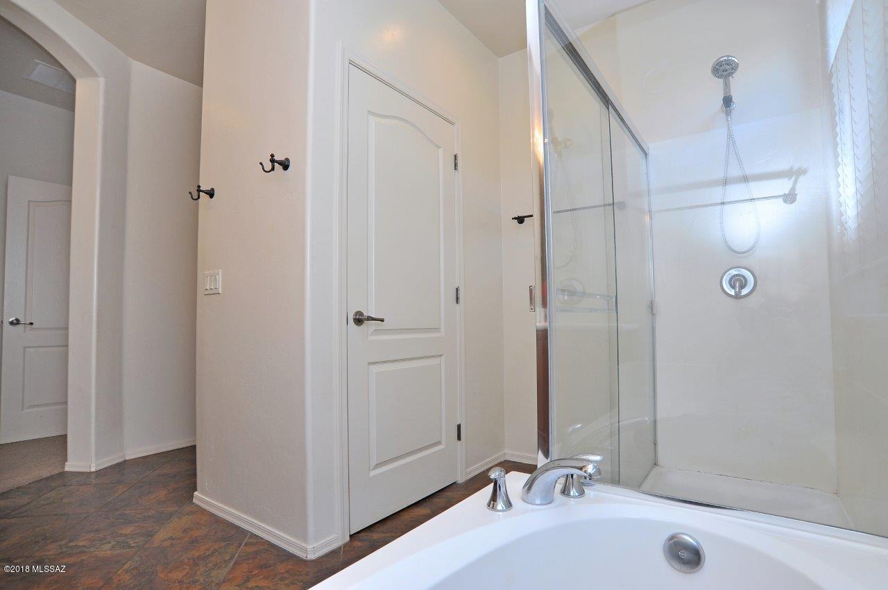 Rancho Del Lago (B37-38) - Residential