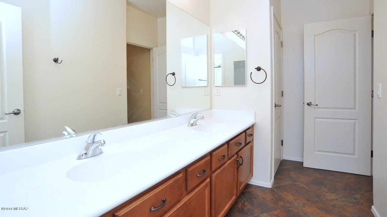 Rancho Del Lago (B37-38) - Residential