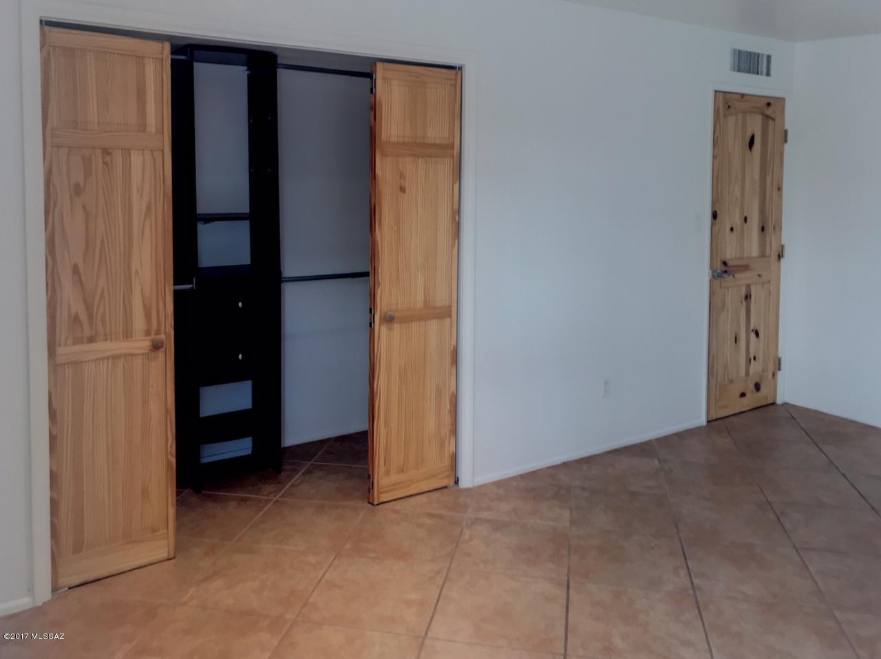 Windsor Park (1-55) - Residential