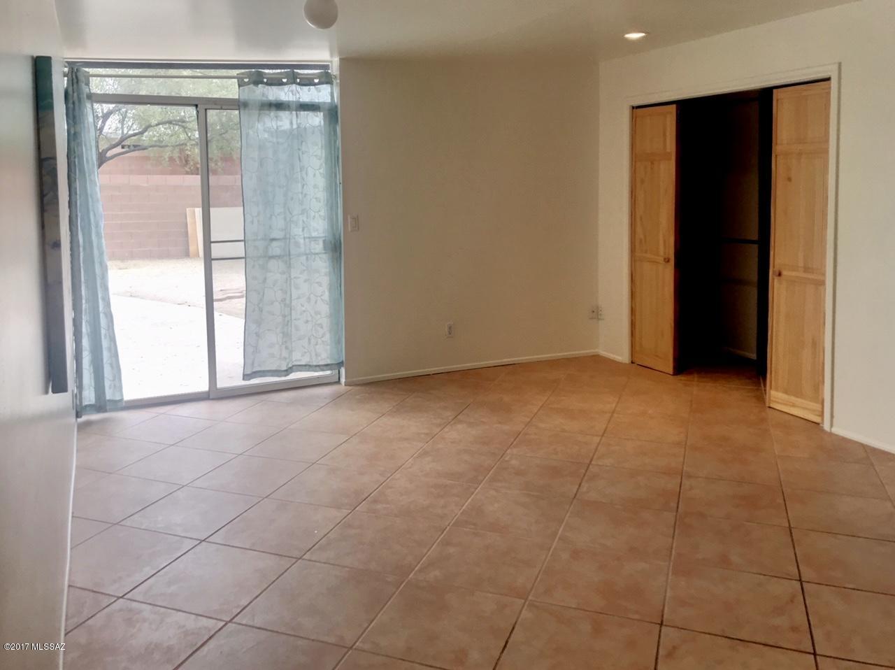 Windsor Park (1-55) - Residential