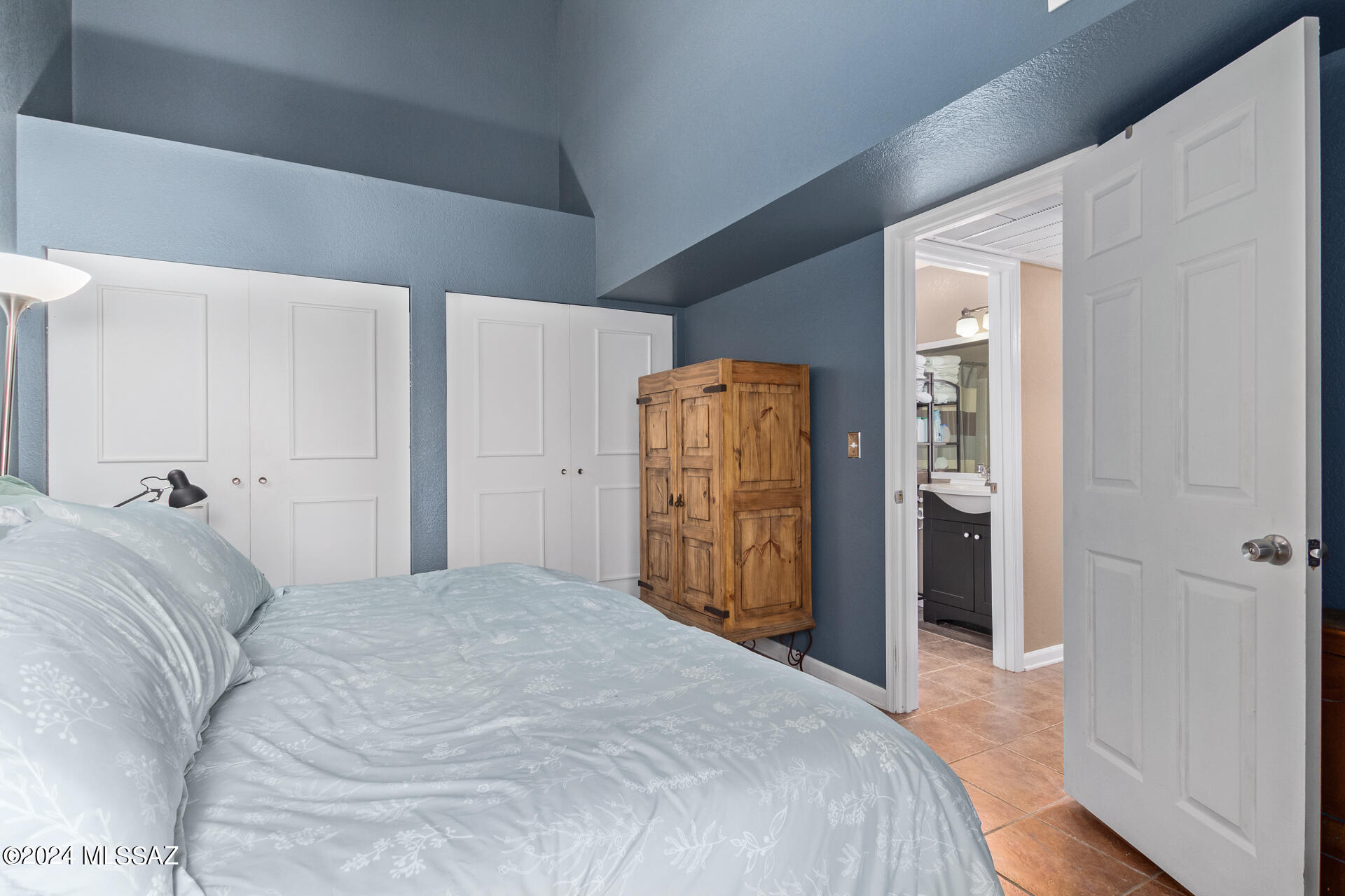 Coronado Place Condominiums II (Units 37-158) - Residential