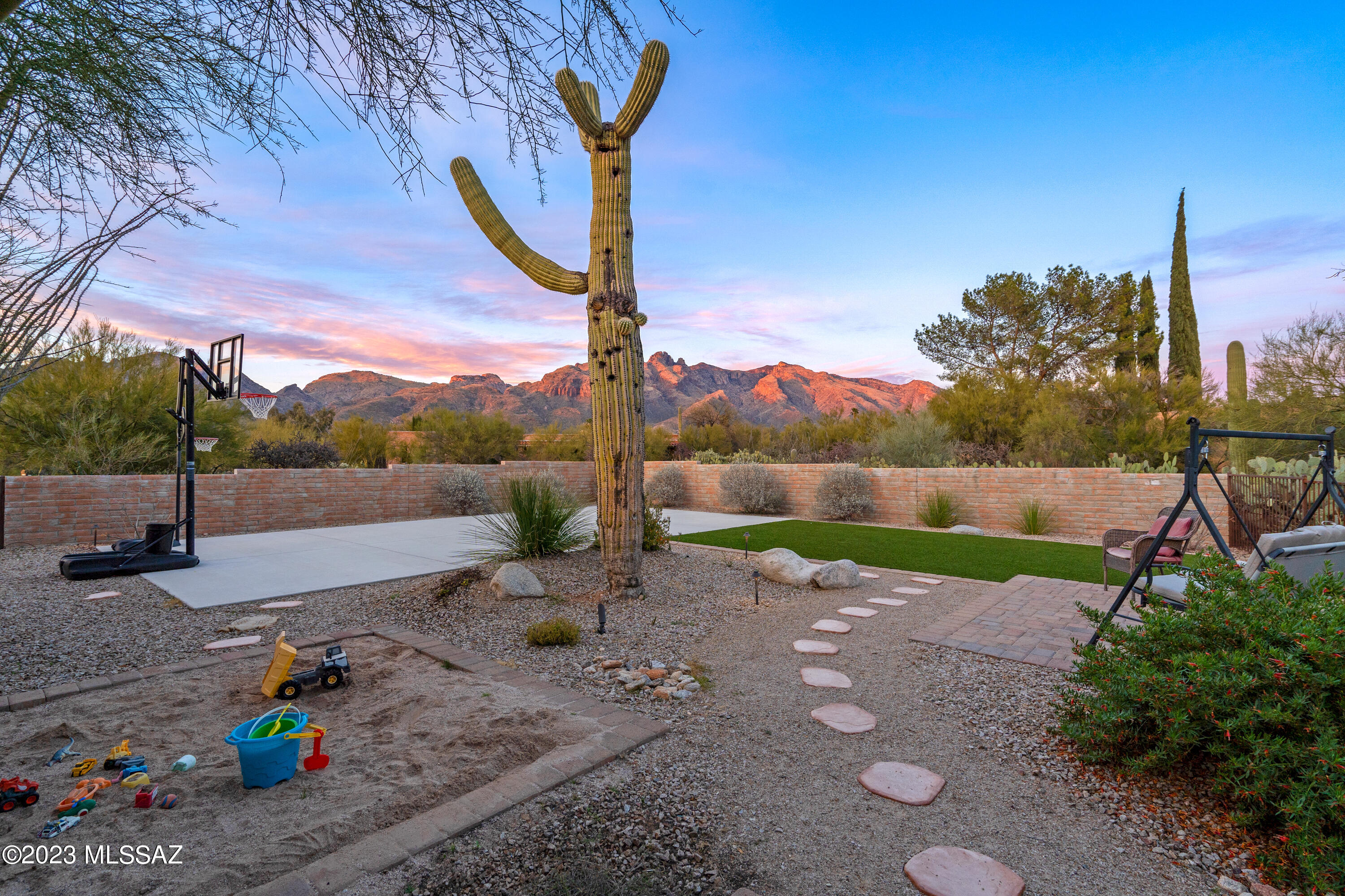 Catalina Foothills Est 8 - Residential