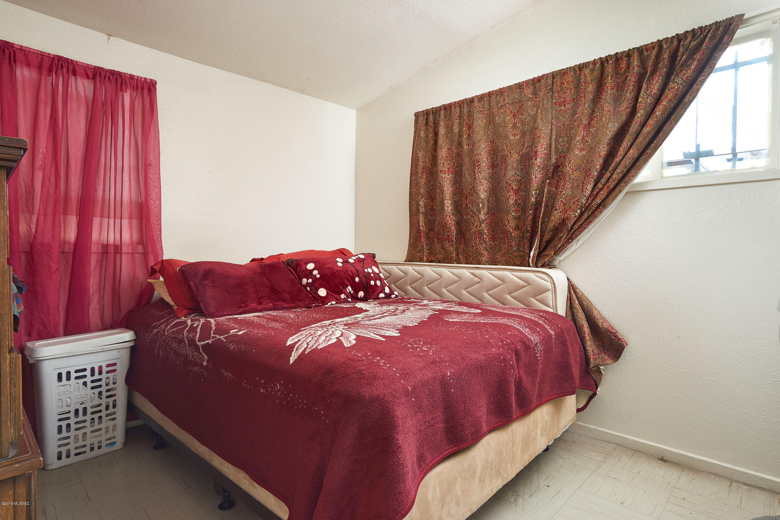 Pueblo Gardens - Residential Income