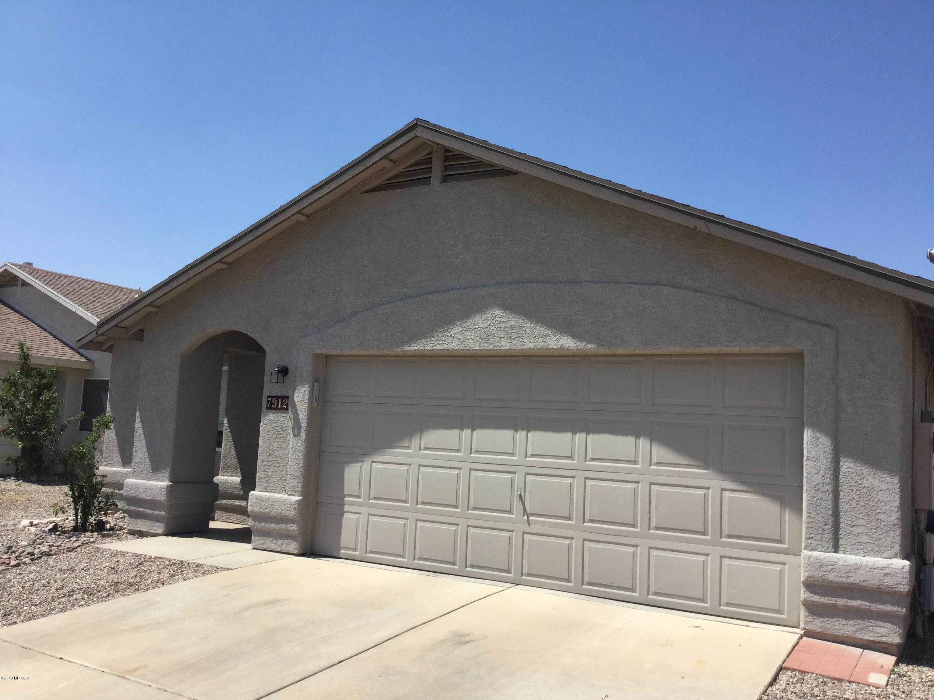 Elliott Homes At Rita Ranch (1-521) - Residential