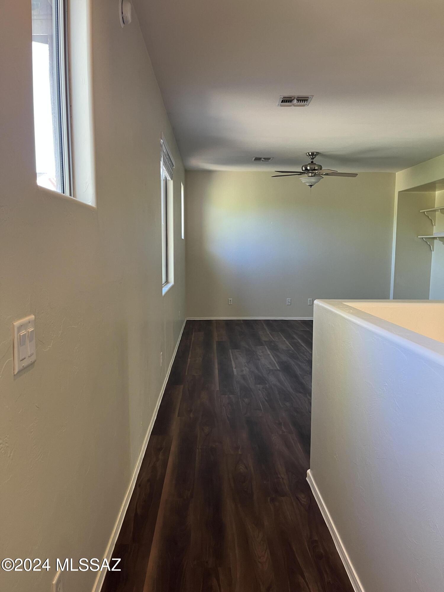 Hacienda Del Rio (1-118) - Residential Lease