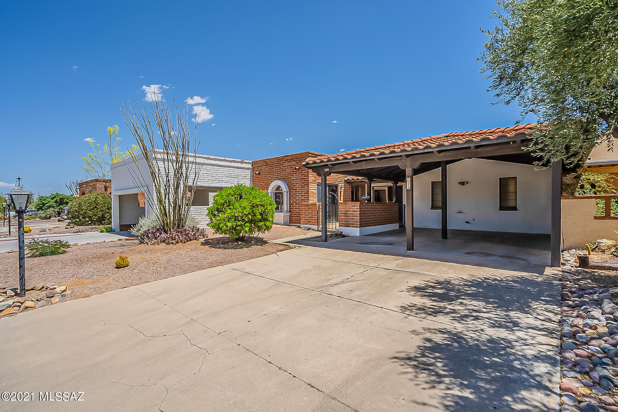 Green Valley Townhouses 4 - Residential