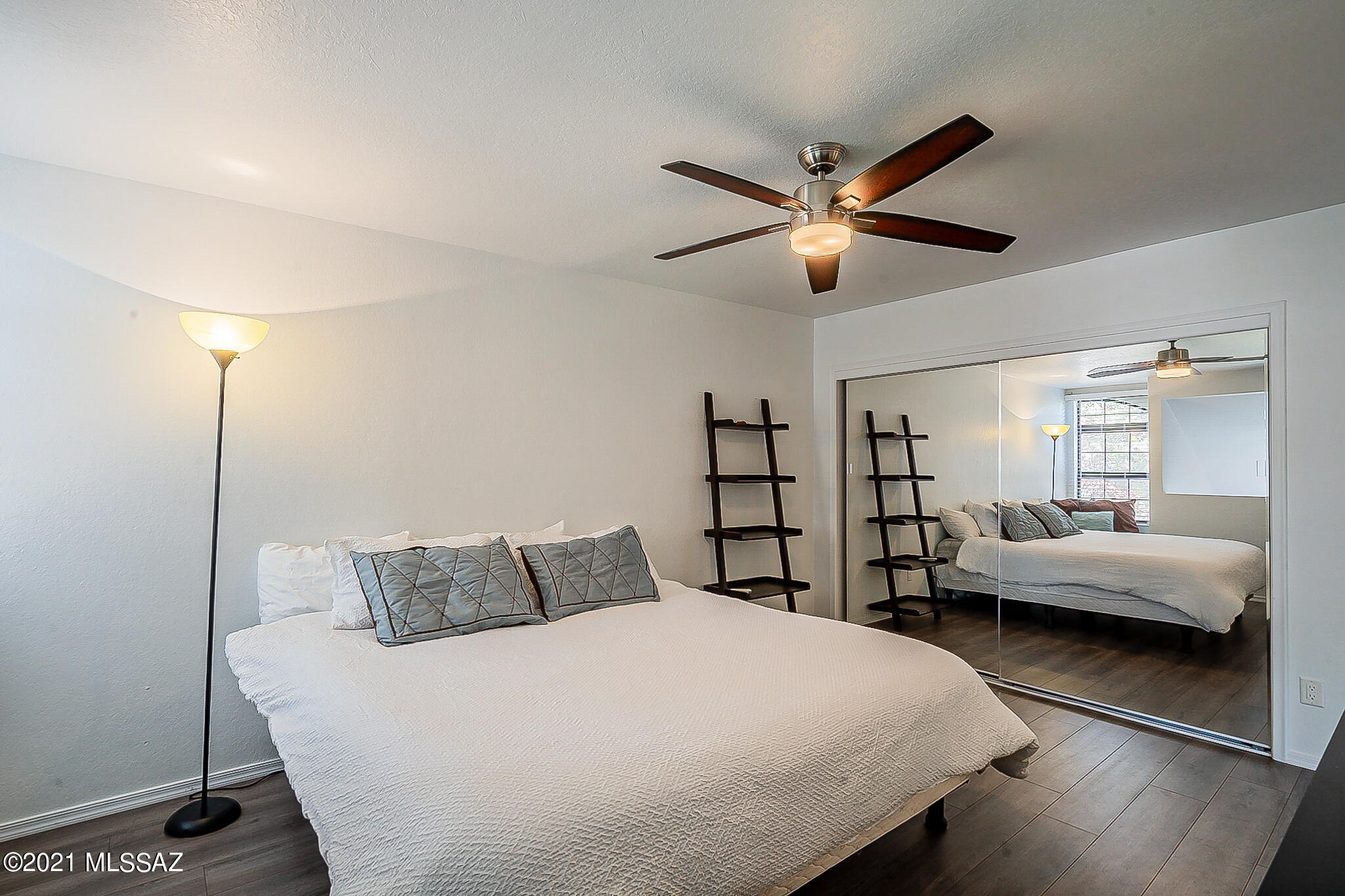 River Grove Condos. - Residential