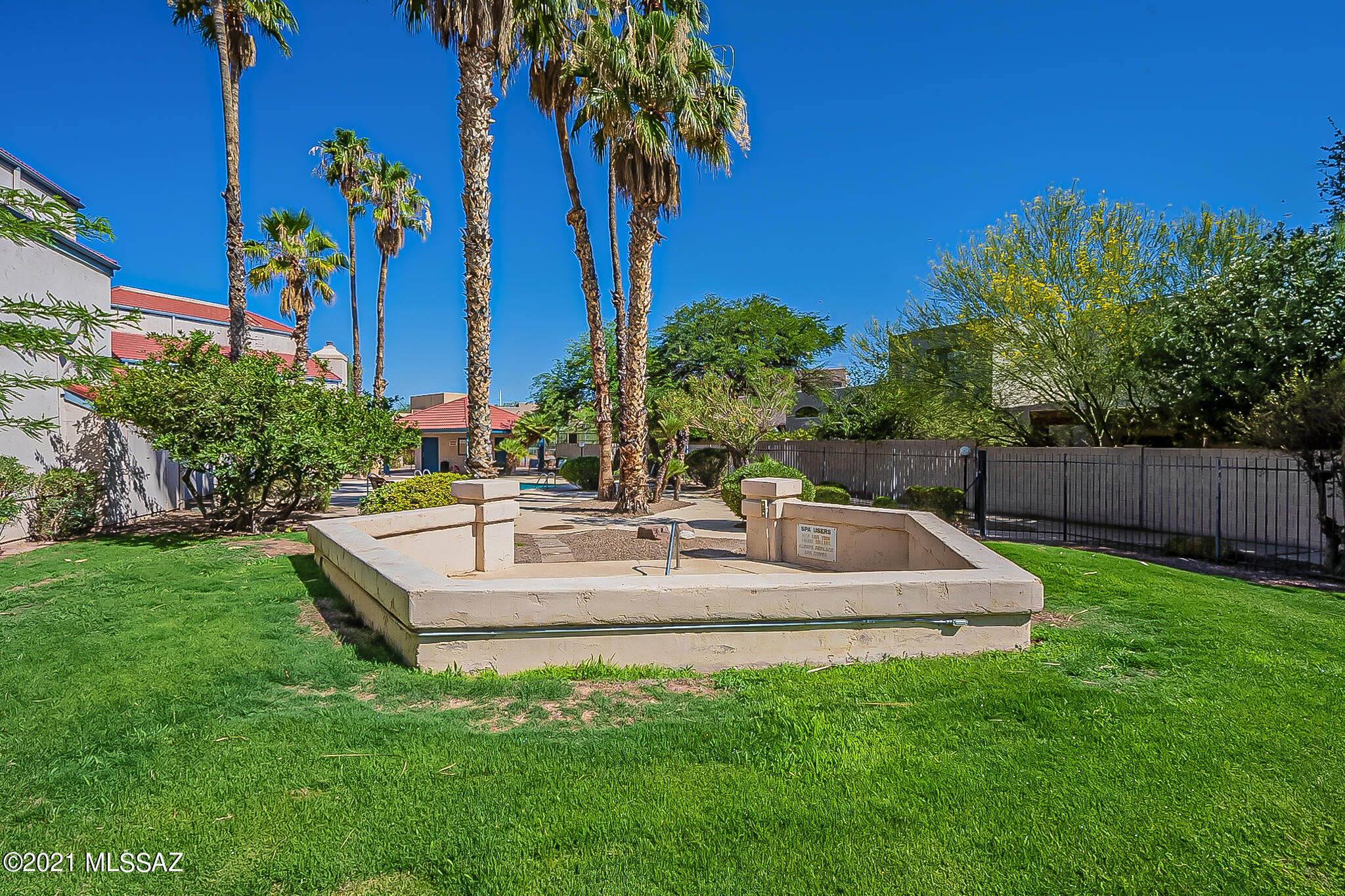 River Grove Condos. - Residential