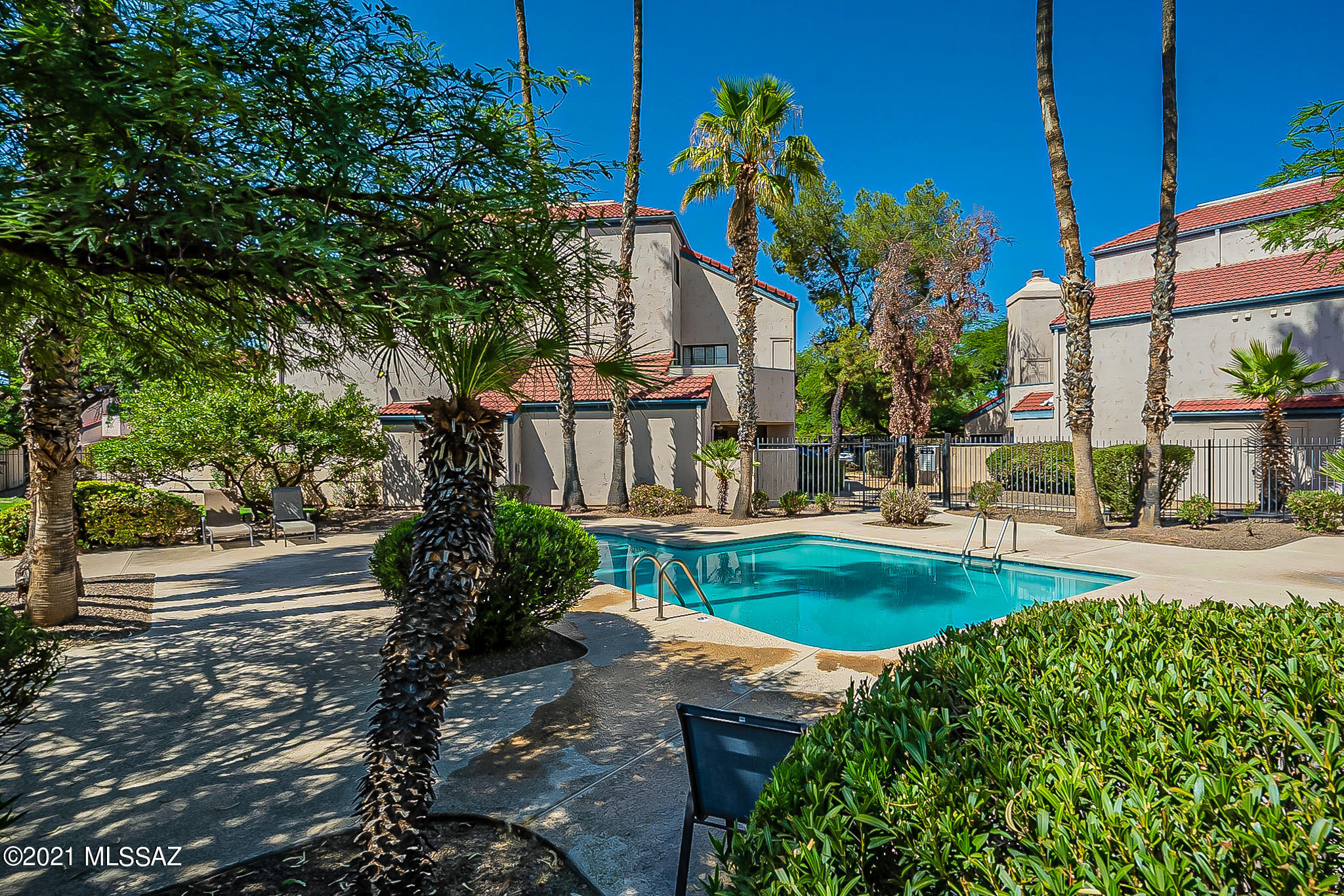 River Grove Condos. - Residential