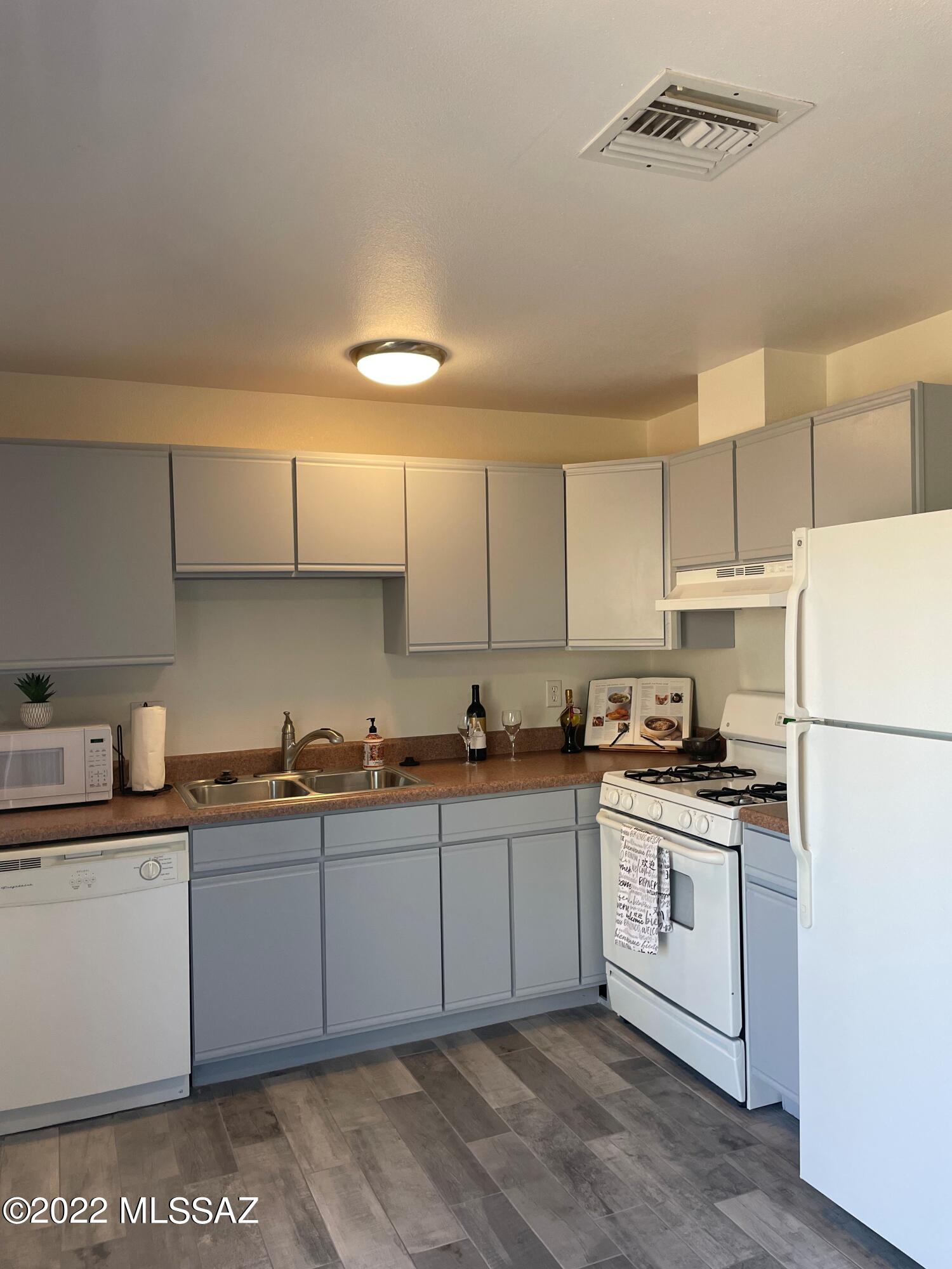 Sunset Foothills Condos (1-201) - Residential
