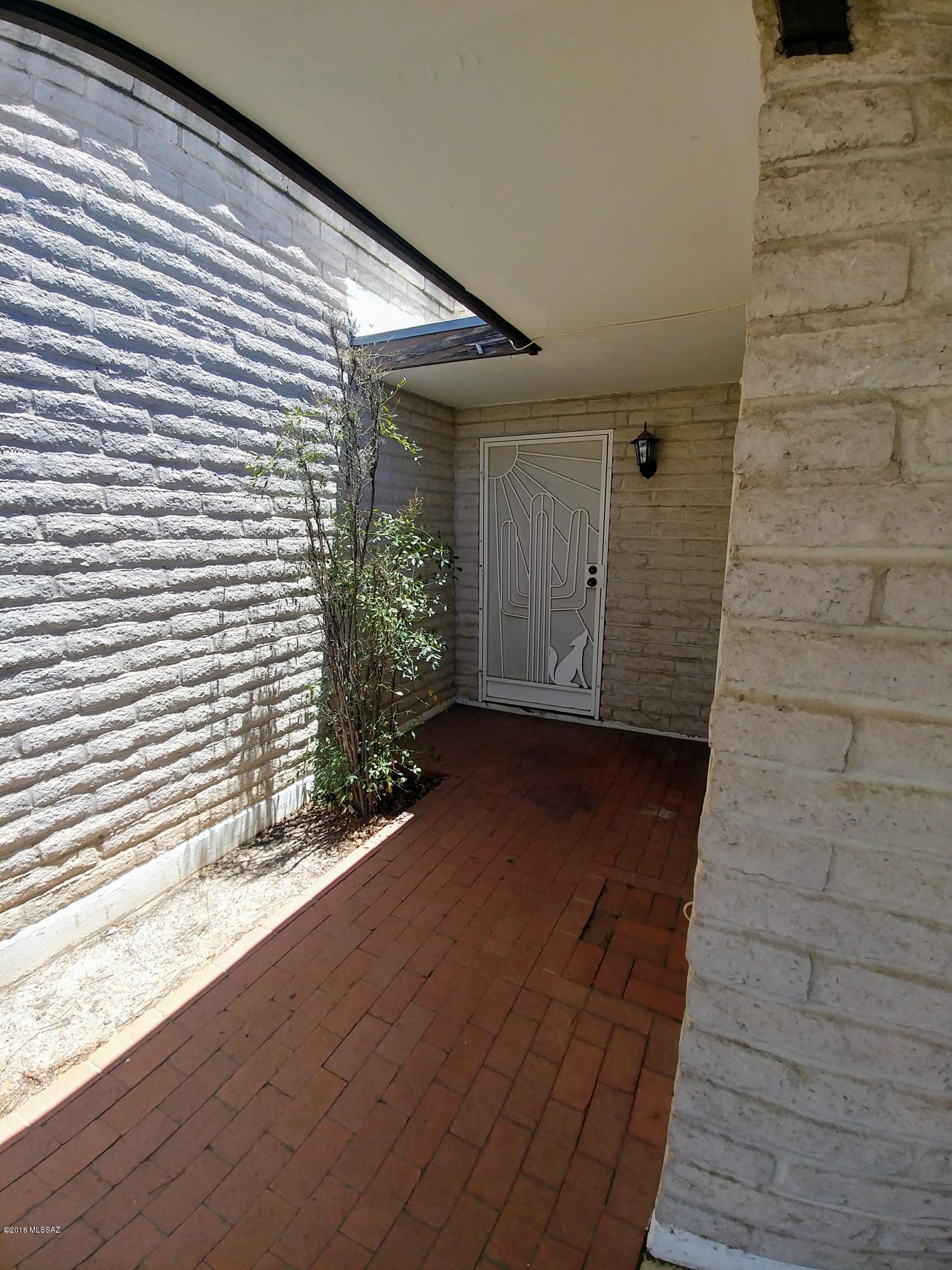 Sahuara Townhouses (1-6) - Residential