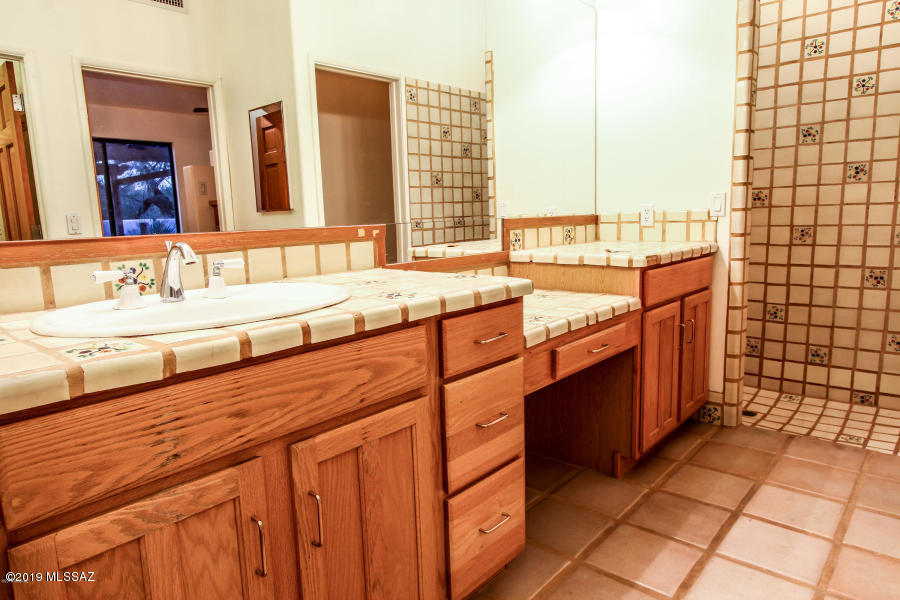 Indians Hills North  (1-31) - Residential Lease